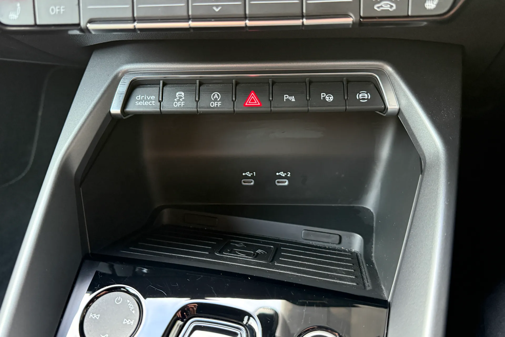 Audi A3 thumbnail image number 35