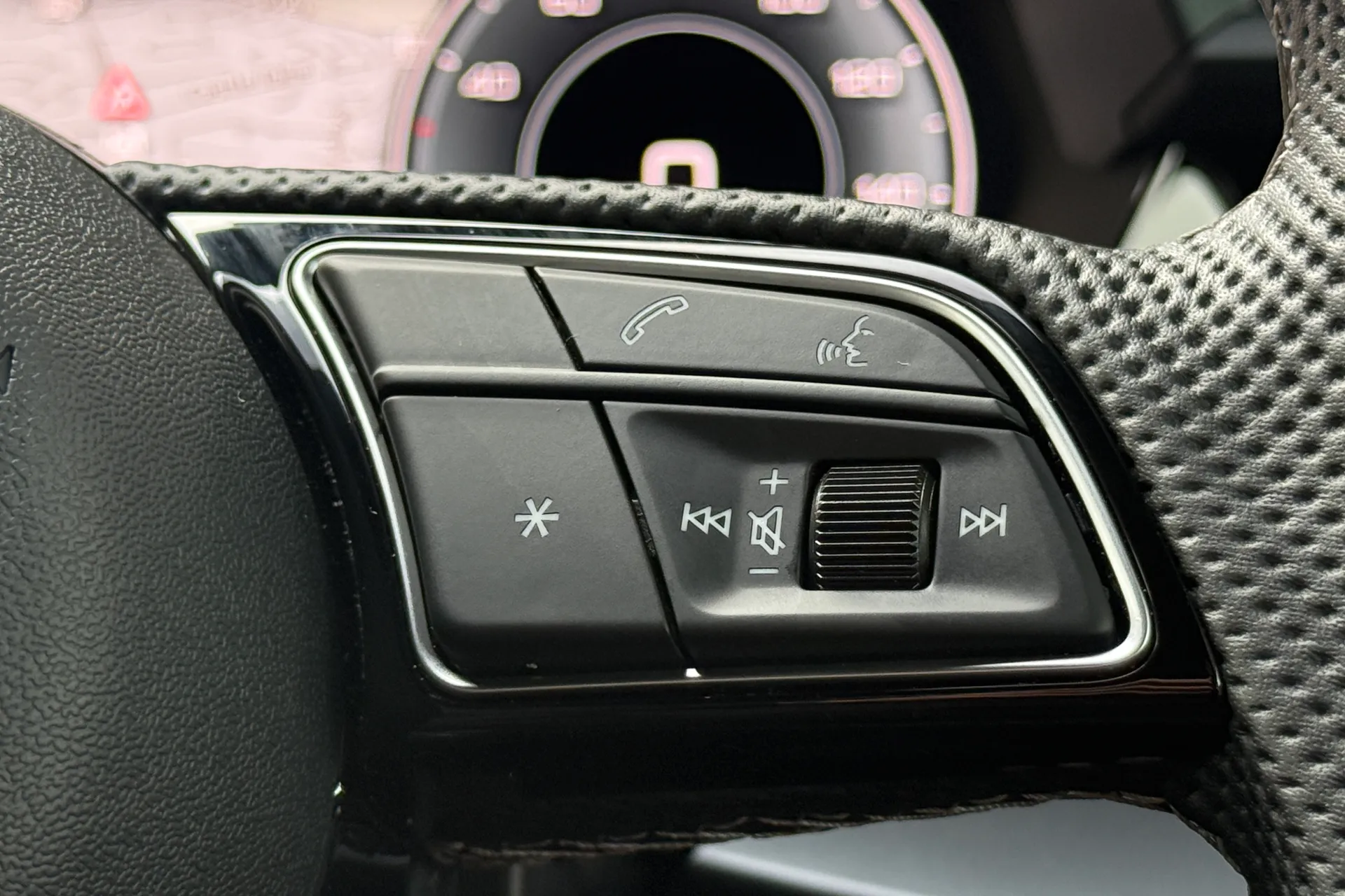 Audi A3 thumbnail image number 15