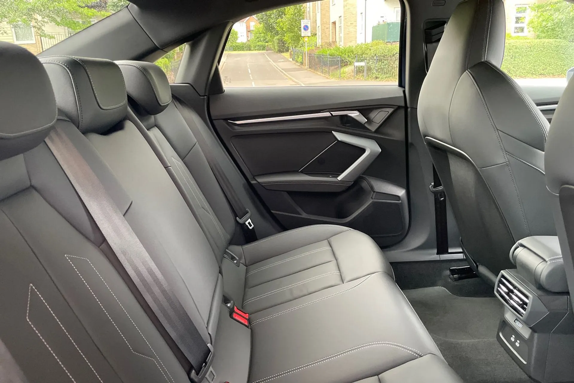 Audi A3 thumbnail image number 21