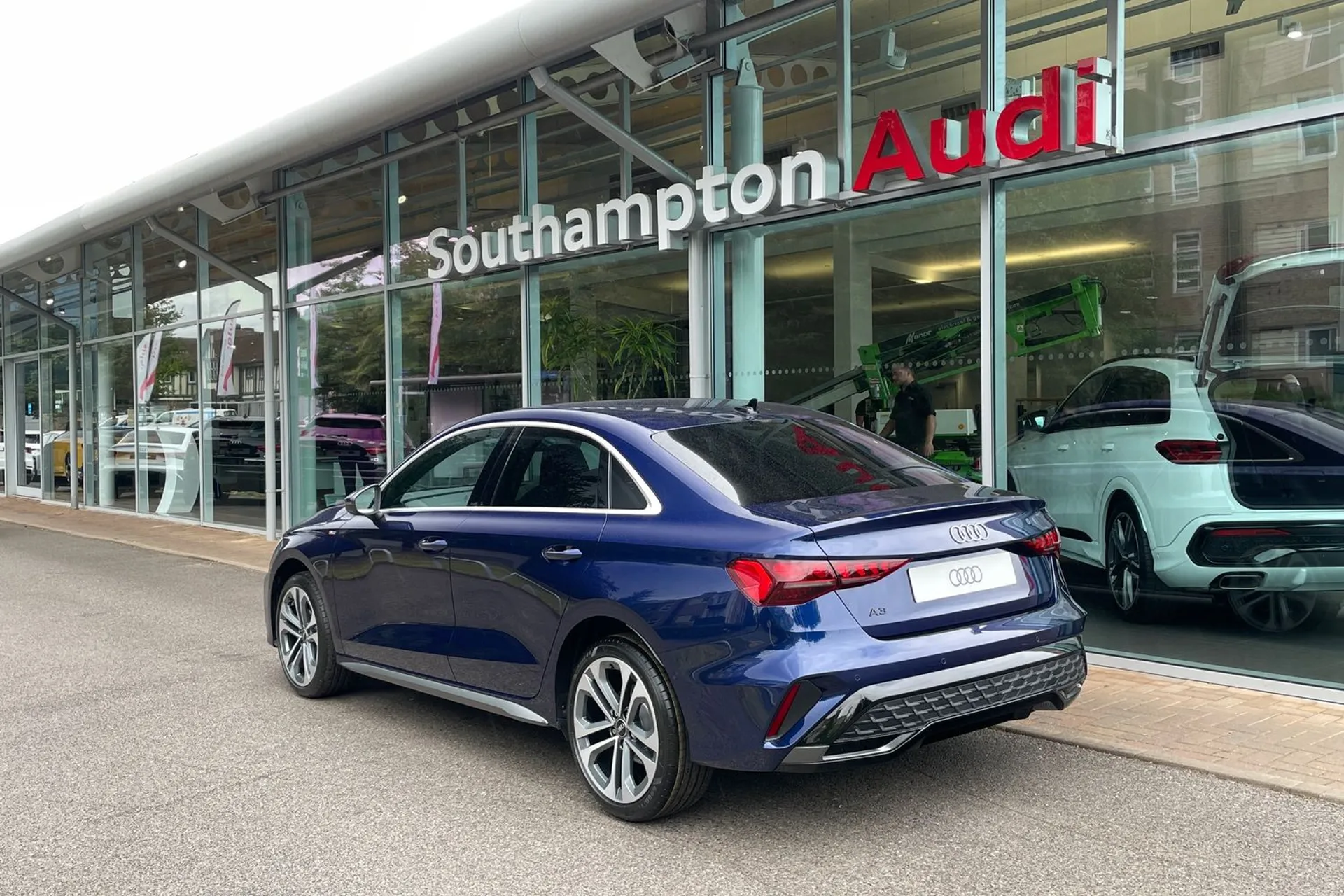 Audi A3 thumbnail image number 7