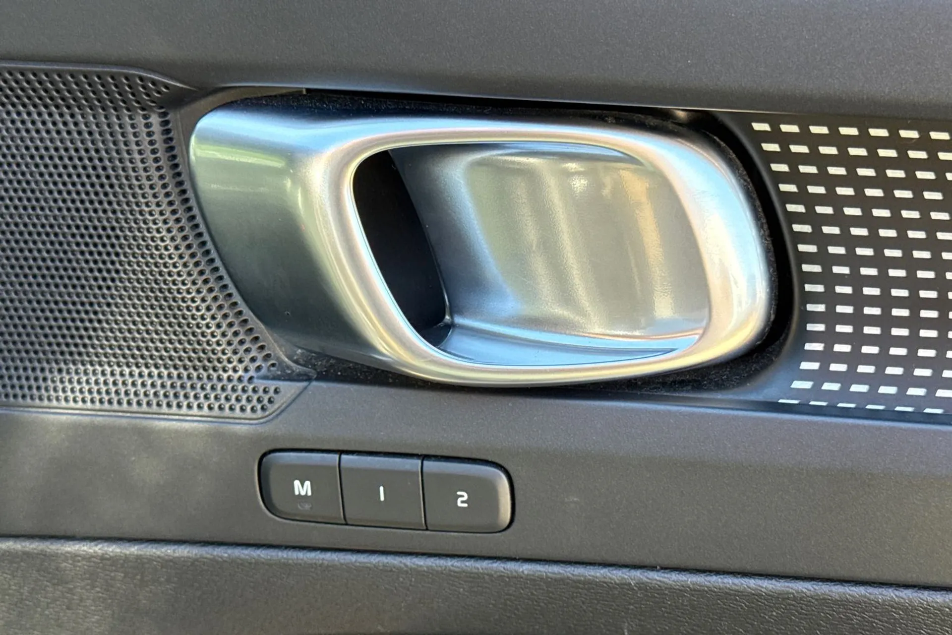 Volvo XC40 thumbnail image number 44