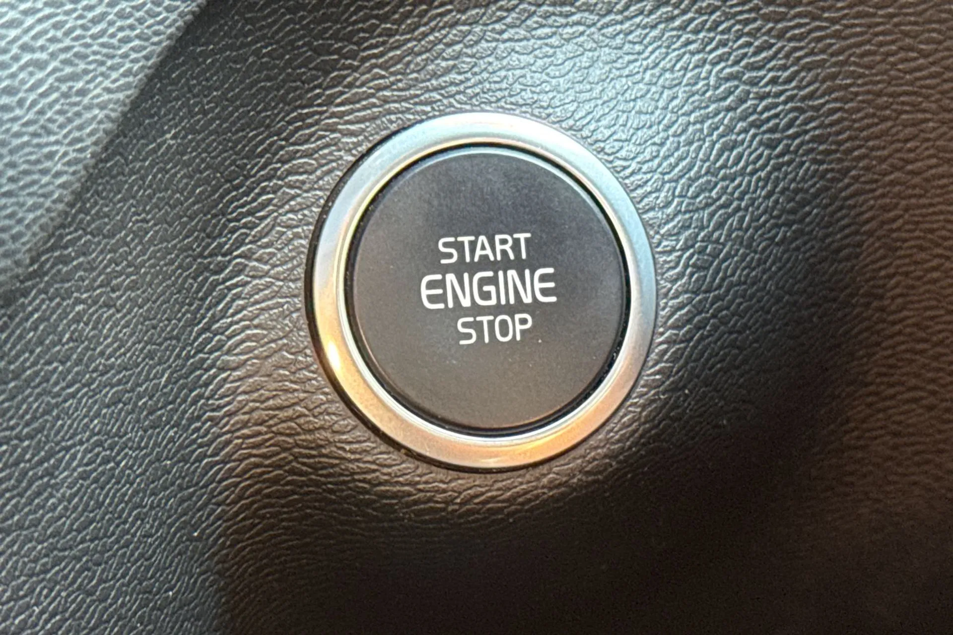 Volvo XC40 thumbnail image number 51