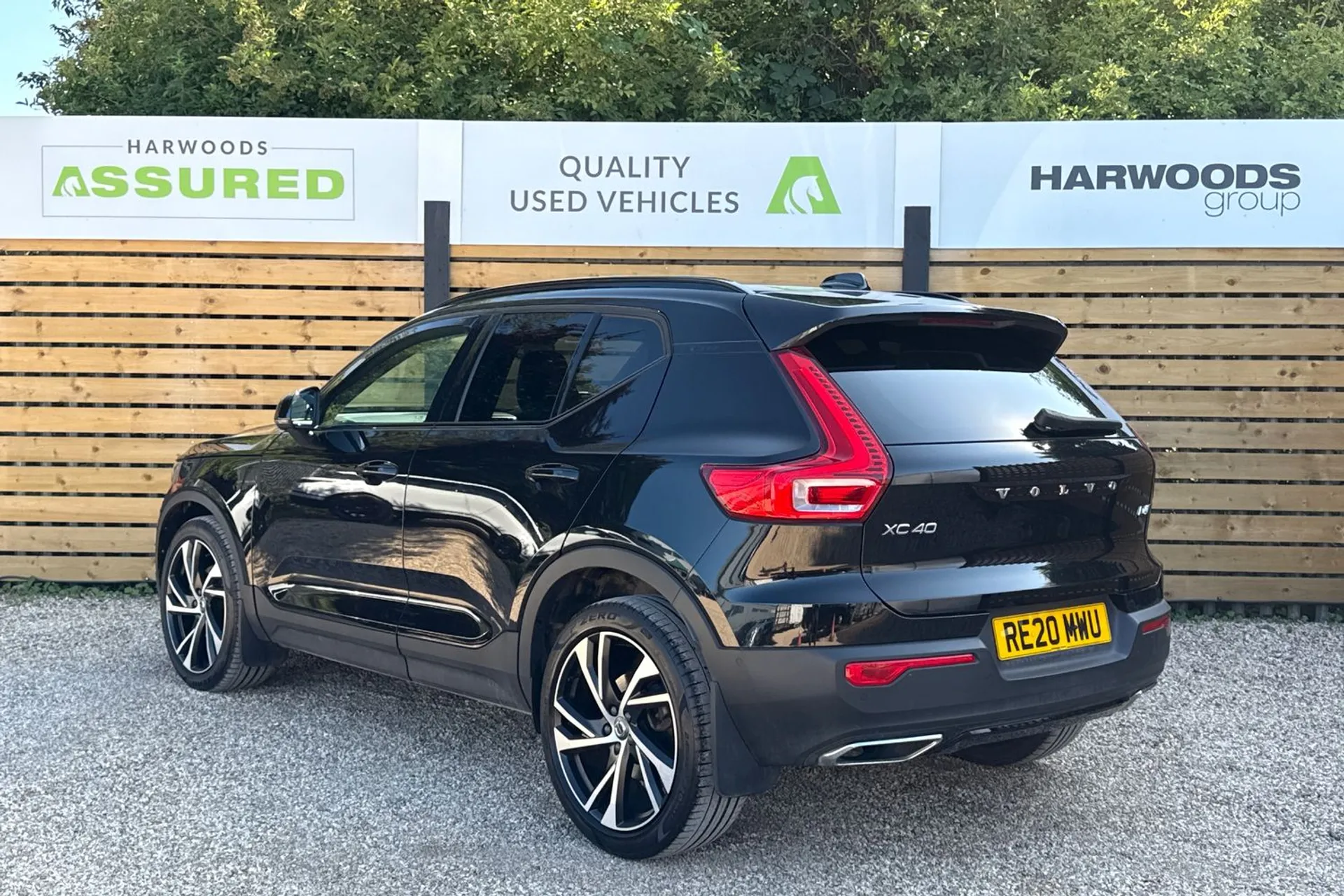 Volvo XC40 thumbnail image number 10