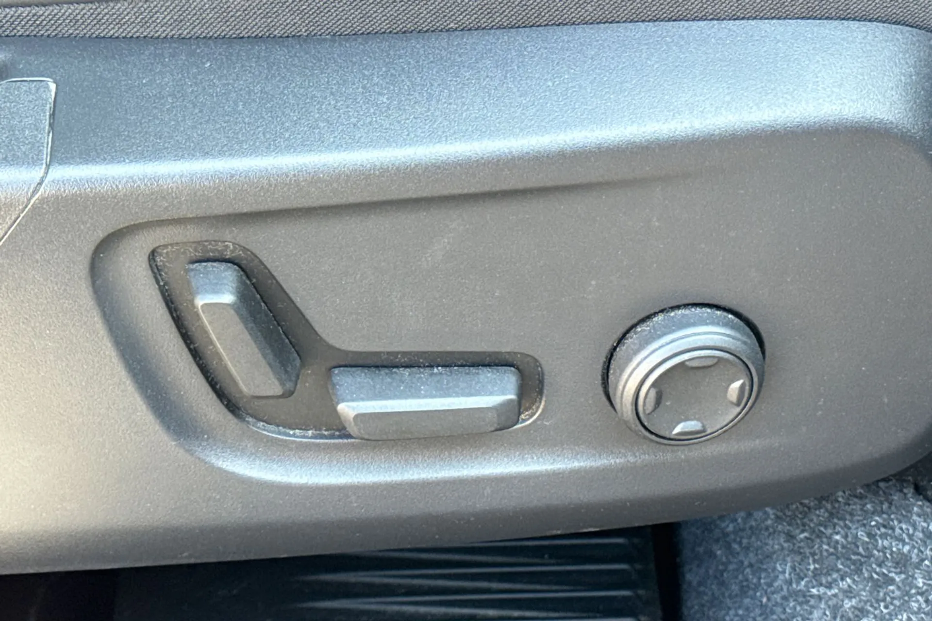 Volvo XC40 thumbnail image number 45