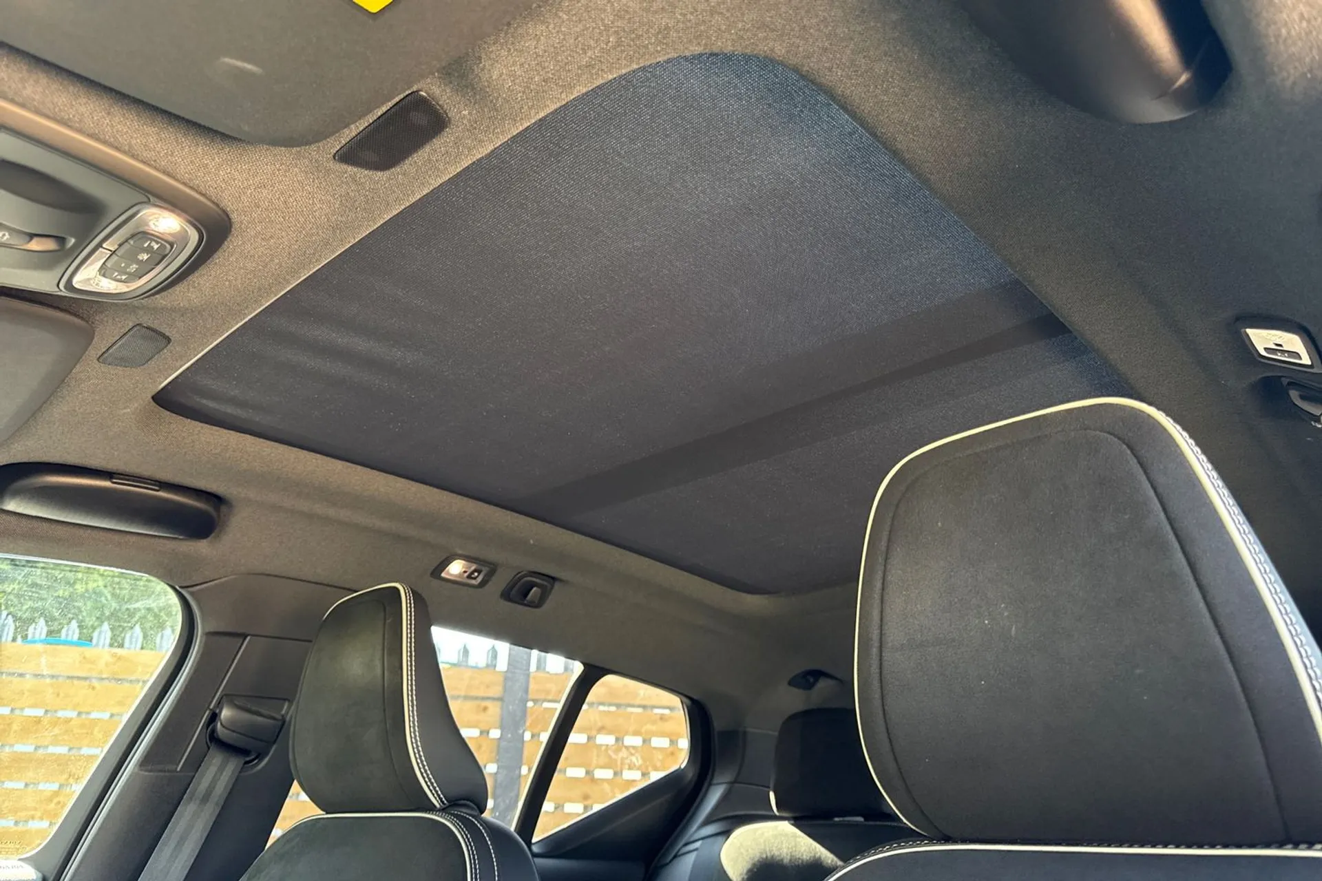 Volvo XC40 thumbnail image number 54