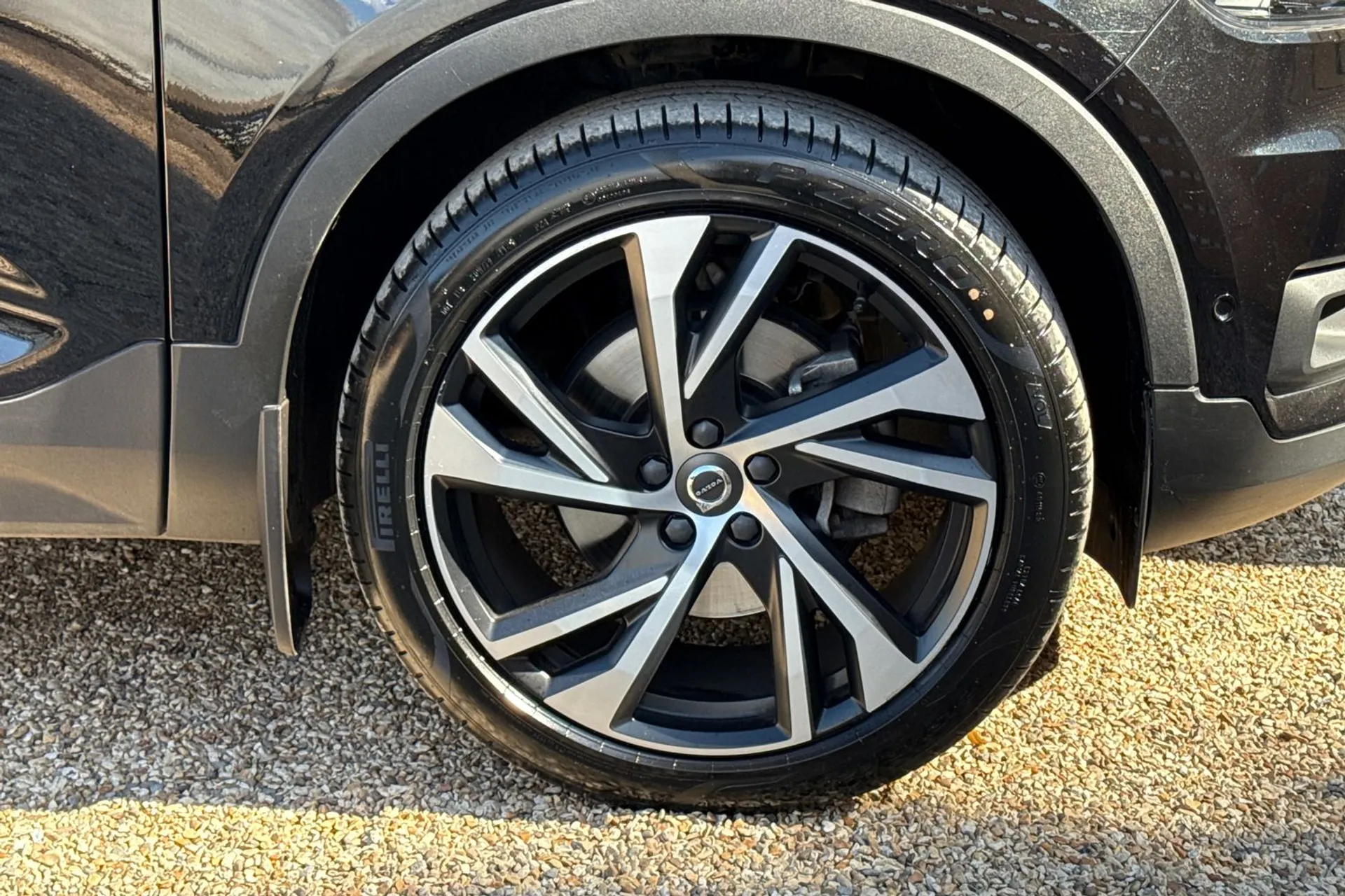 Volvo XC40 thumbnail image number 14