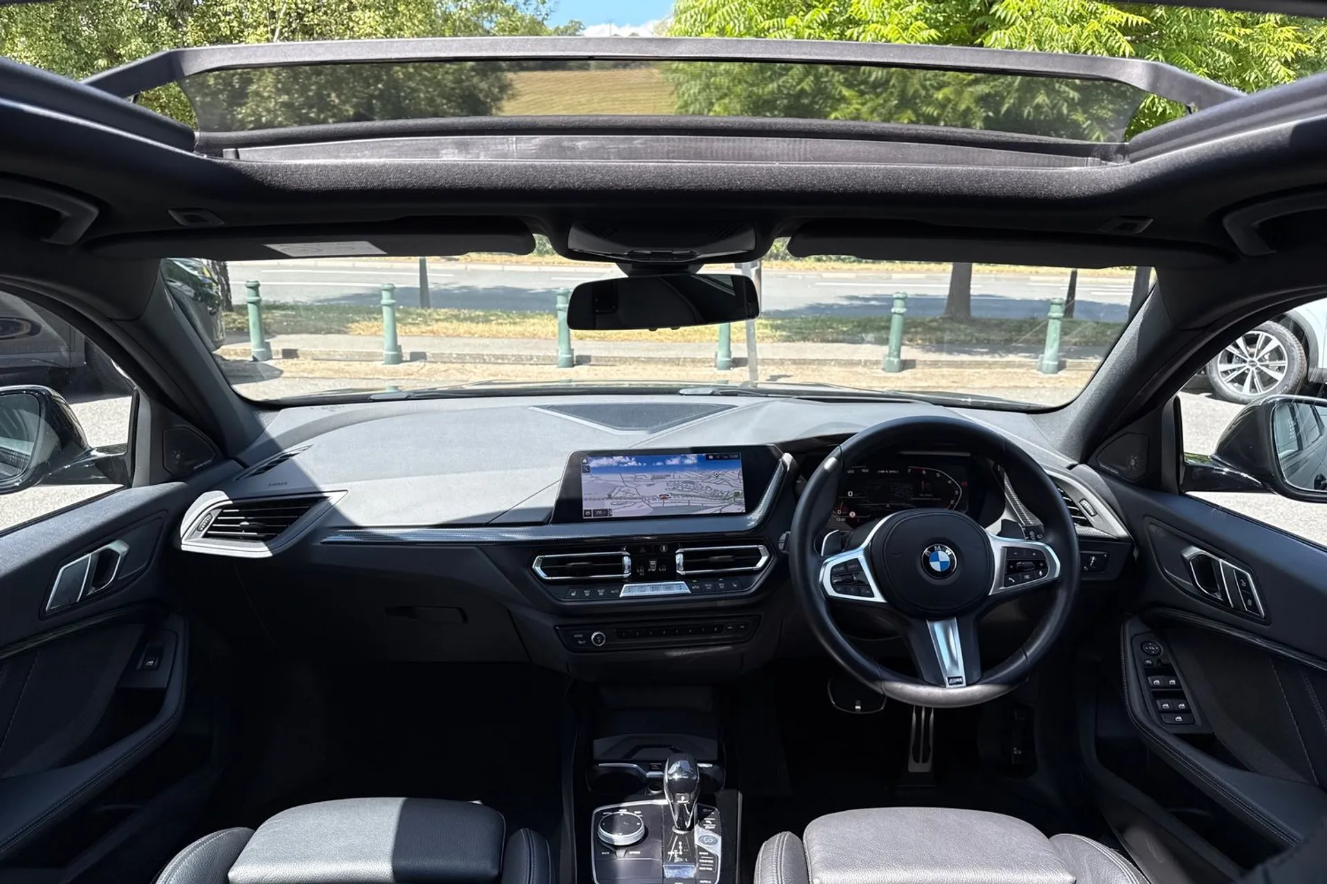 BMW 1 SERIES thumbnail image number 3