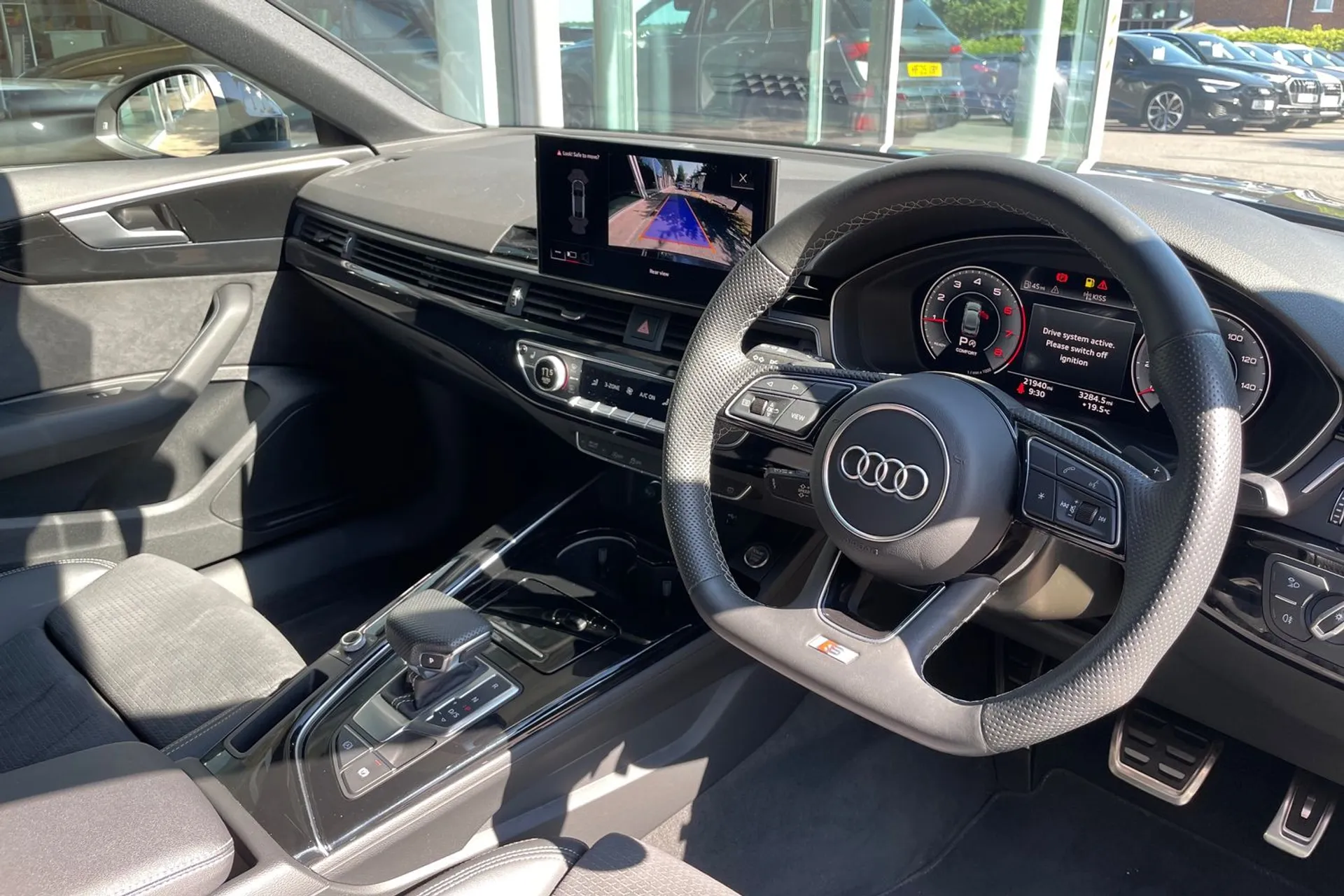 Audi A5 thumbnail image number 25