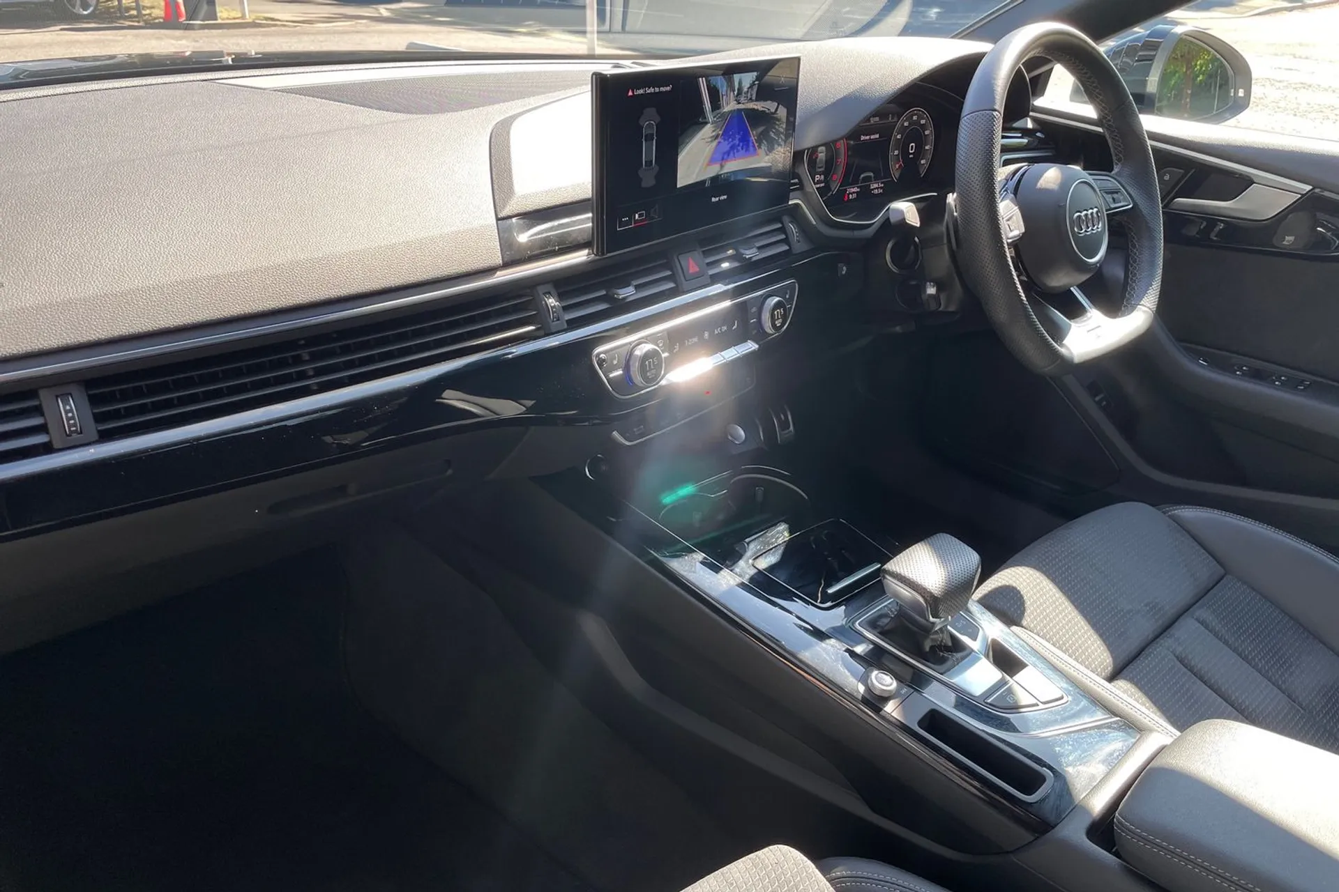 Audi A5 thumbnail image number 26