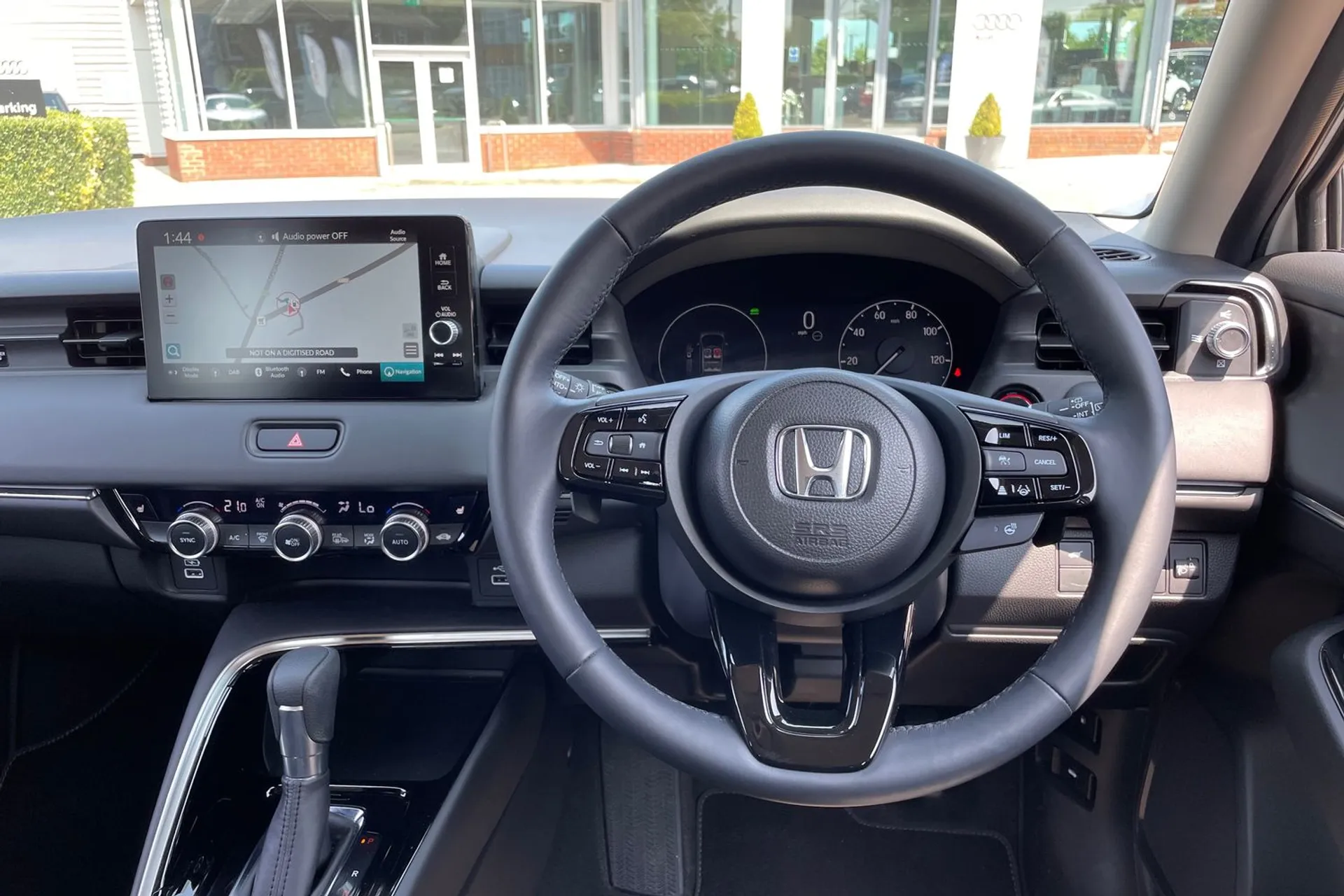 HONDA HR-V thumbnail image number 31
