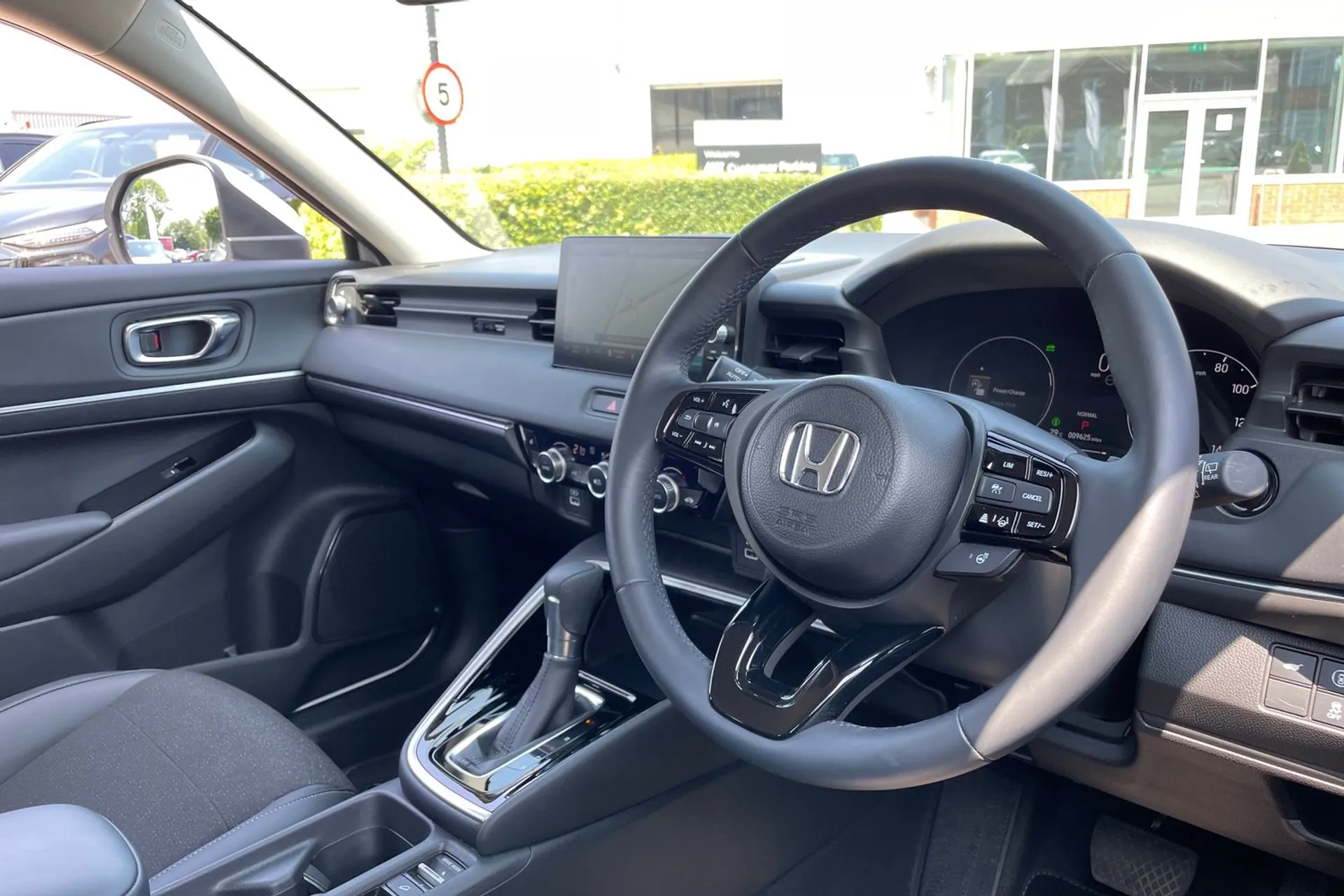 HONDA HR-V thumbnail image number 22