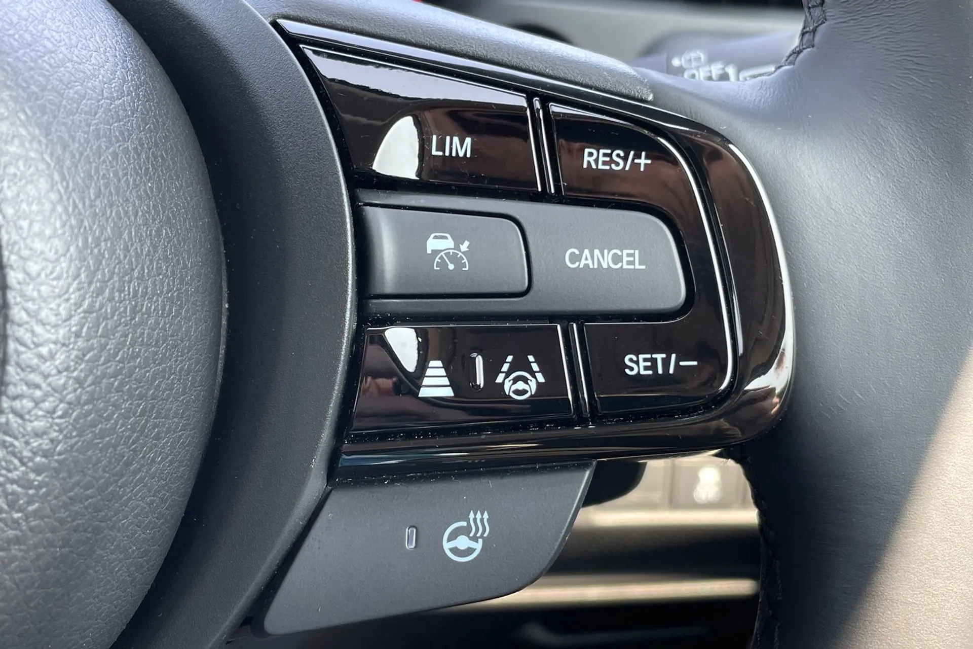 HONDA HR-V thumbnail image number 16