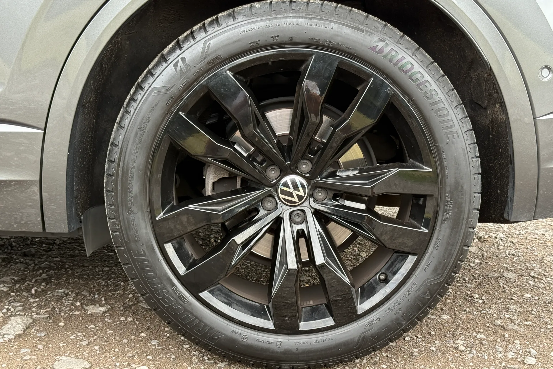 VOLKSWAGEN TOUAREG thumbnail image number 6