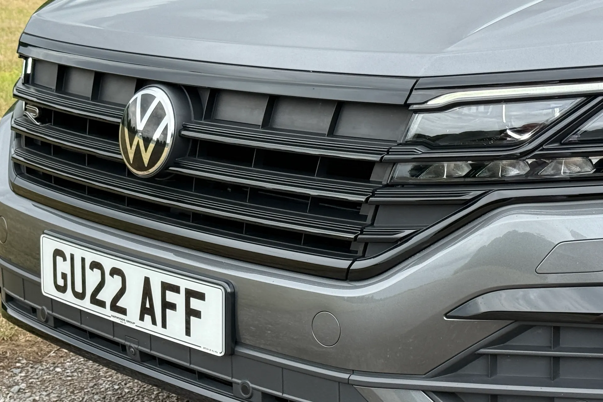 VOLKSWAGEN TOUAREG thumbnail image number 8