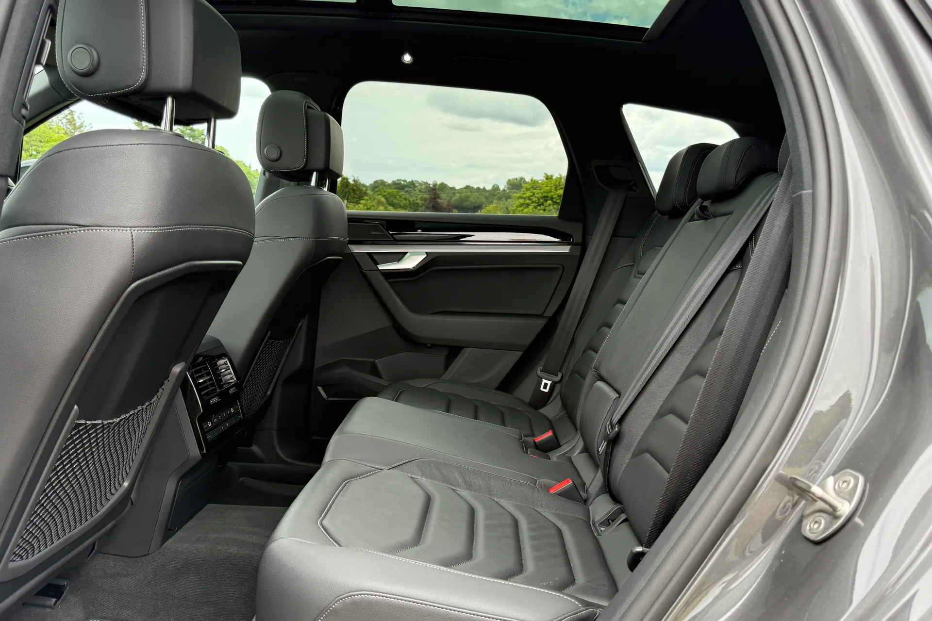 VOLKSWAGEN TOUAREG thumbnail image number 33