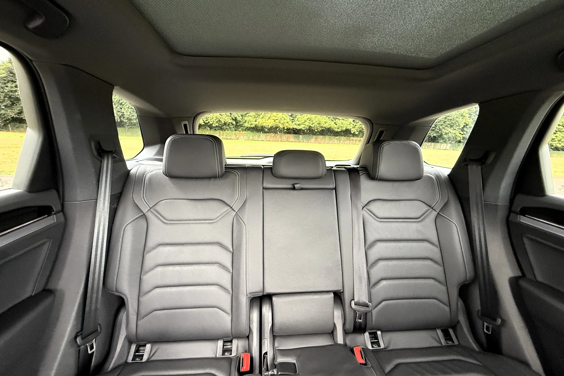 VOLKSWAGEN TOUAREG thumbnail image number 51