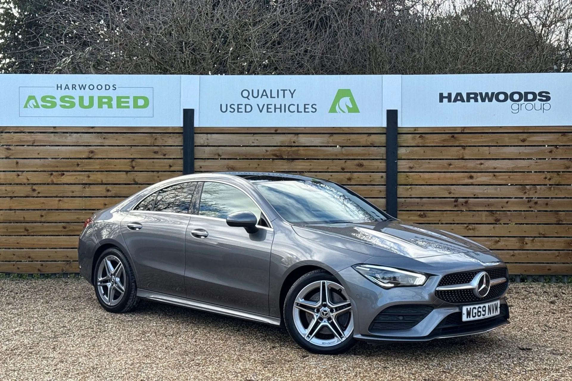 MERCEDES-BENZ CLA focused image