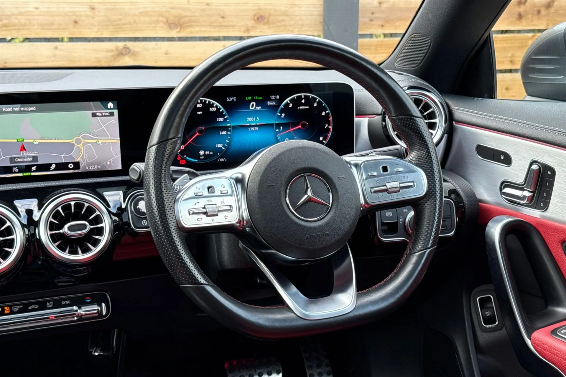 MERCEDES-BENZ CLA thumbnail image number 36