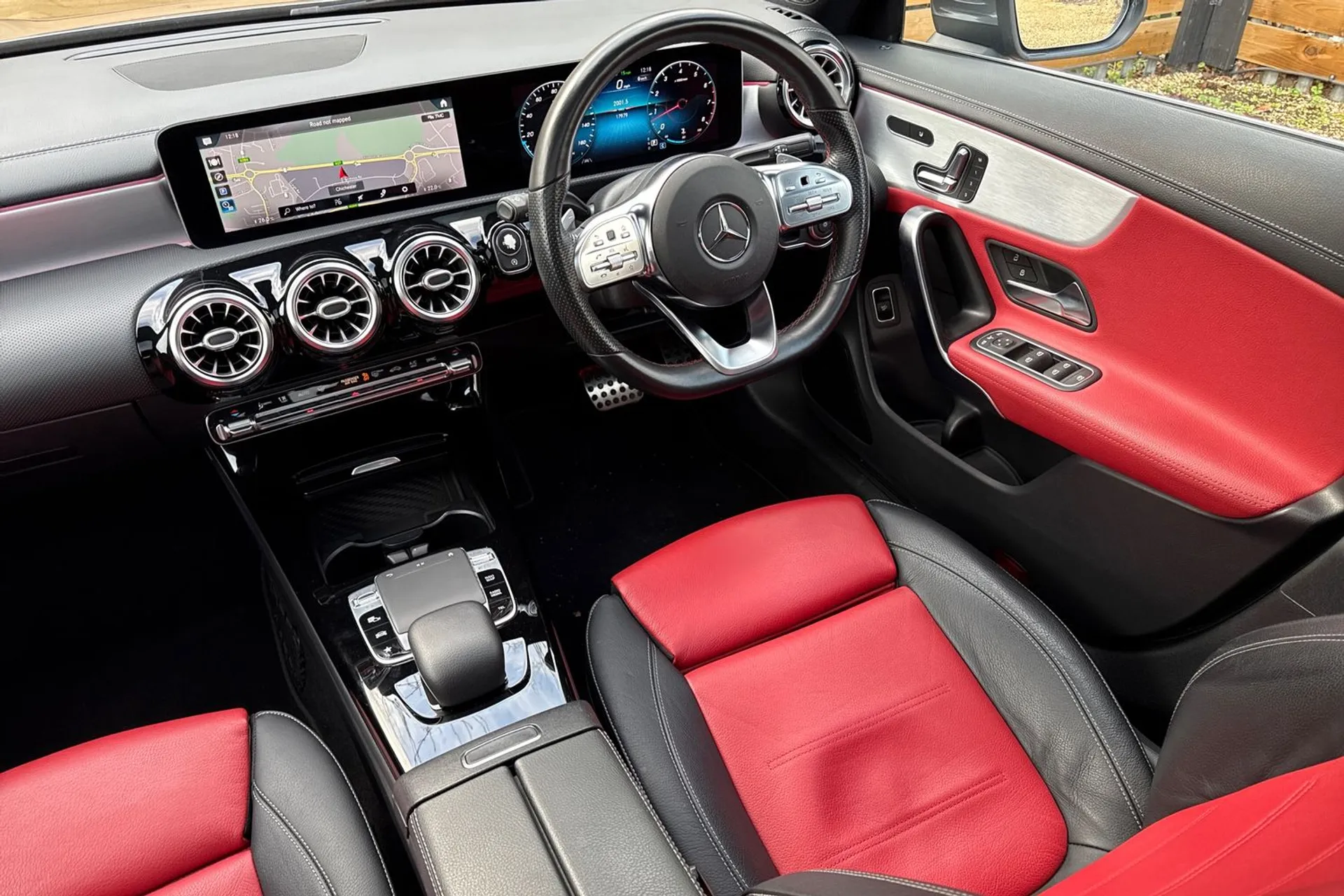 MERCEDES-BENZ CLA thumbnail image number 35