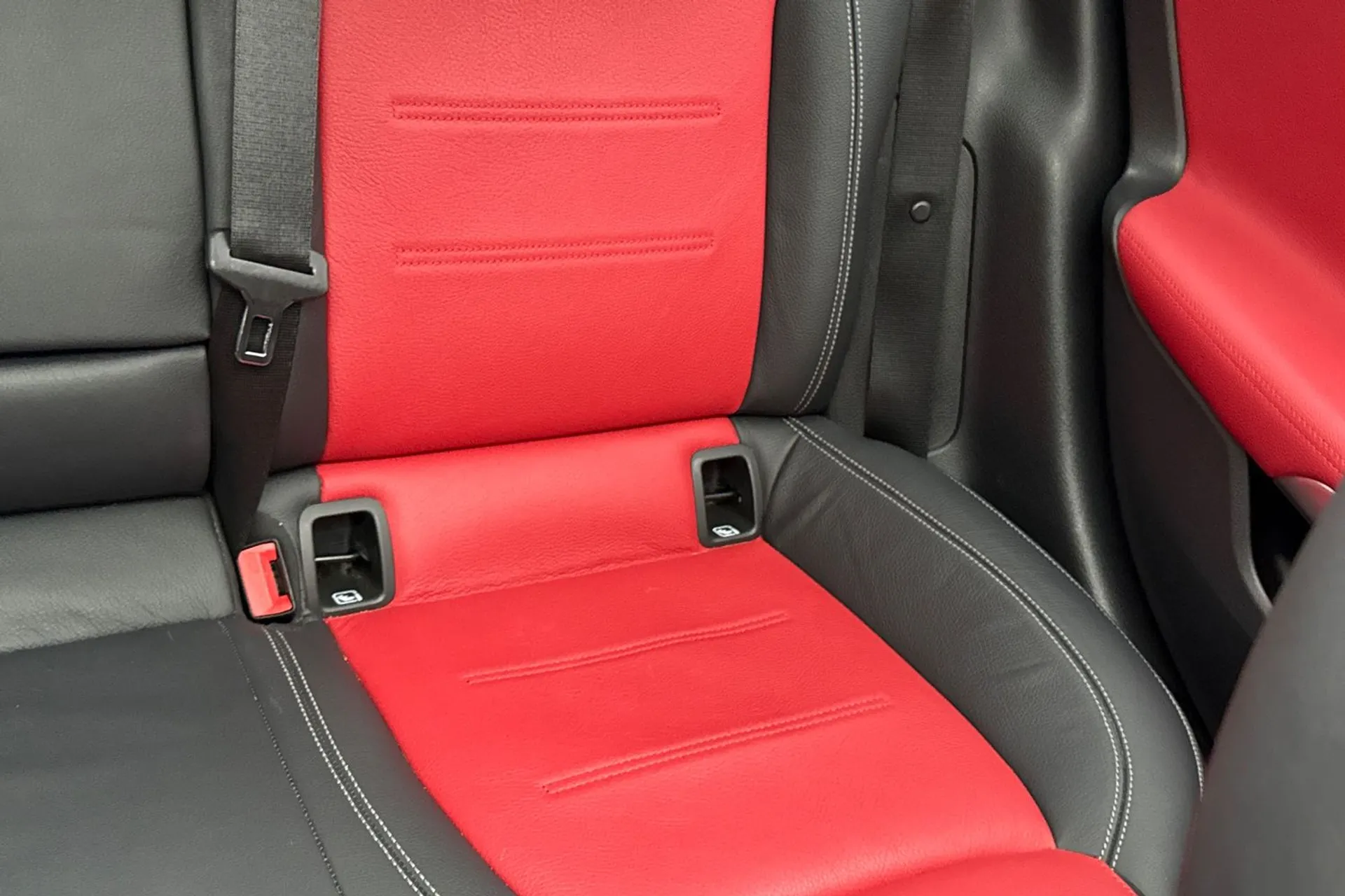 MERCEDES-BENZ CLA thumbnail image number 26