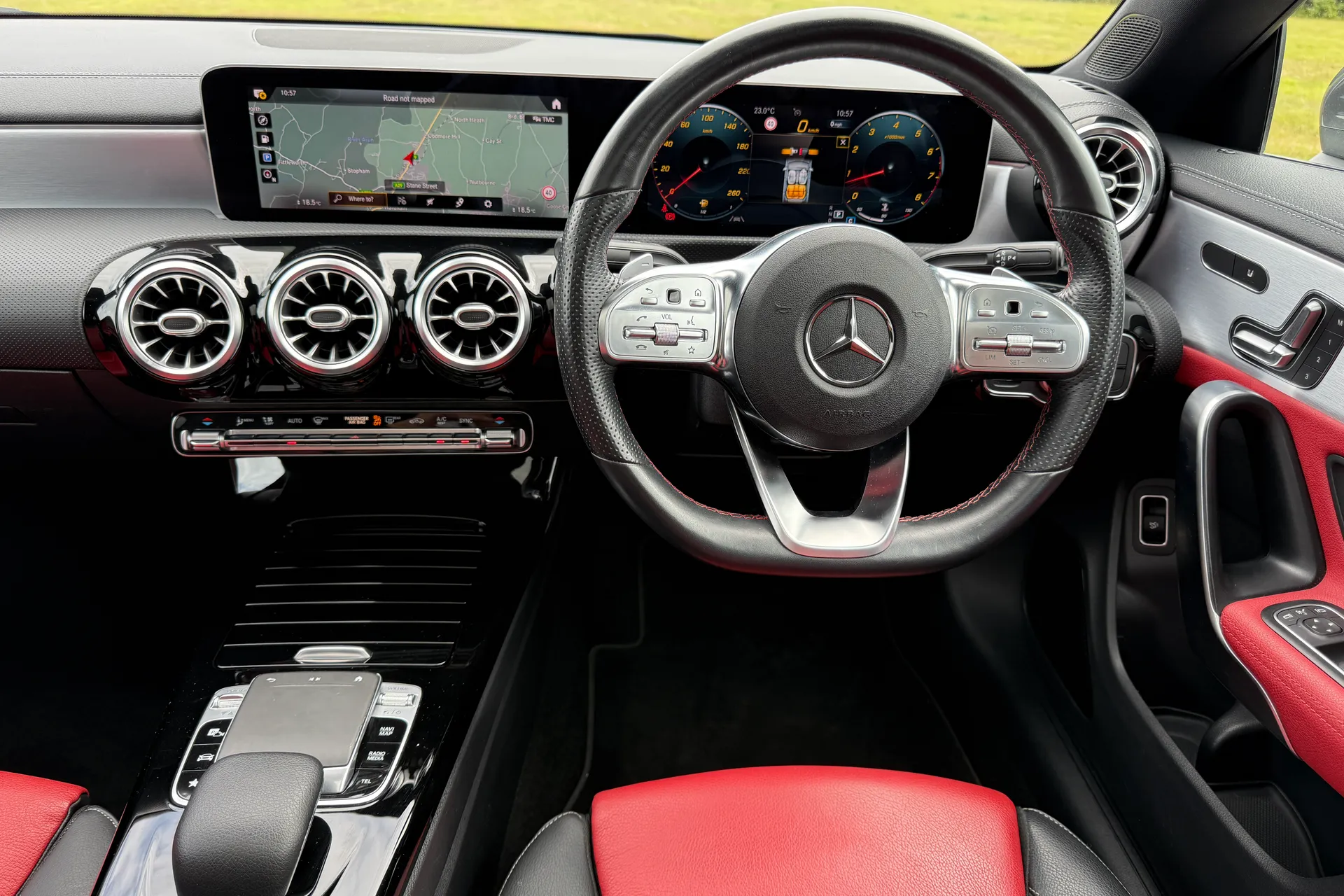 MERCEDES-BENZ CLA thumbnail image number 33