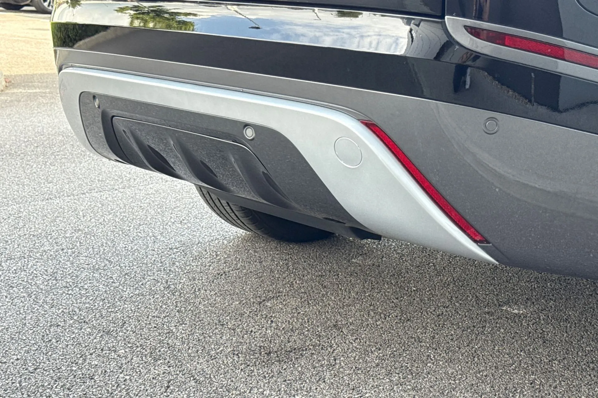 LAND ROVER RANGE ROVER VELAR thumbnail image number 11