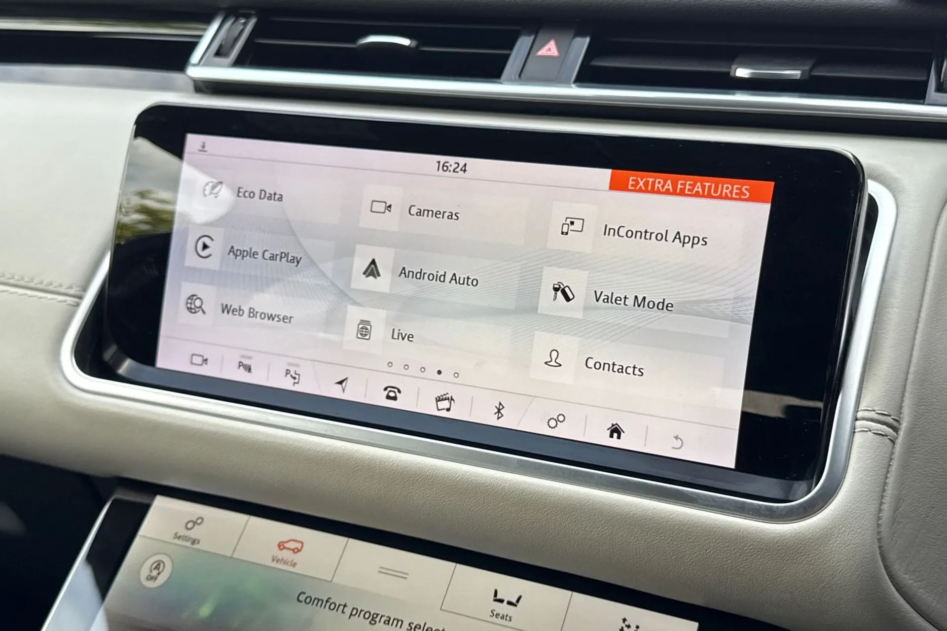 LAND ROVER RANGE ROVER VELAR thumbnail image number 49