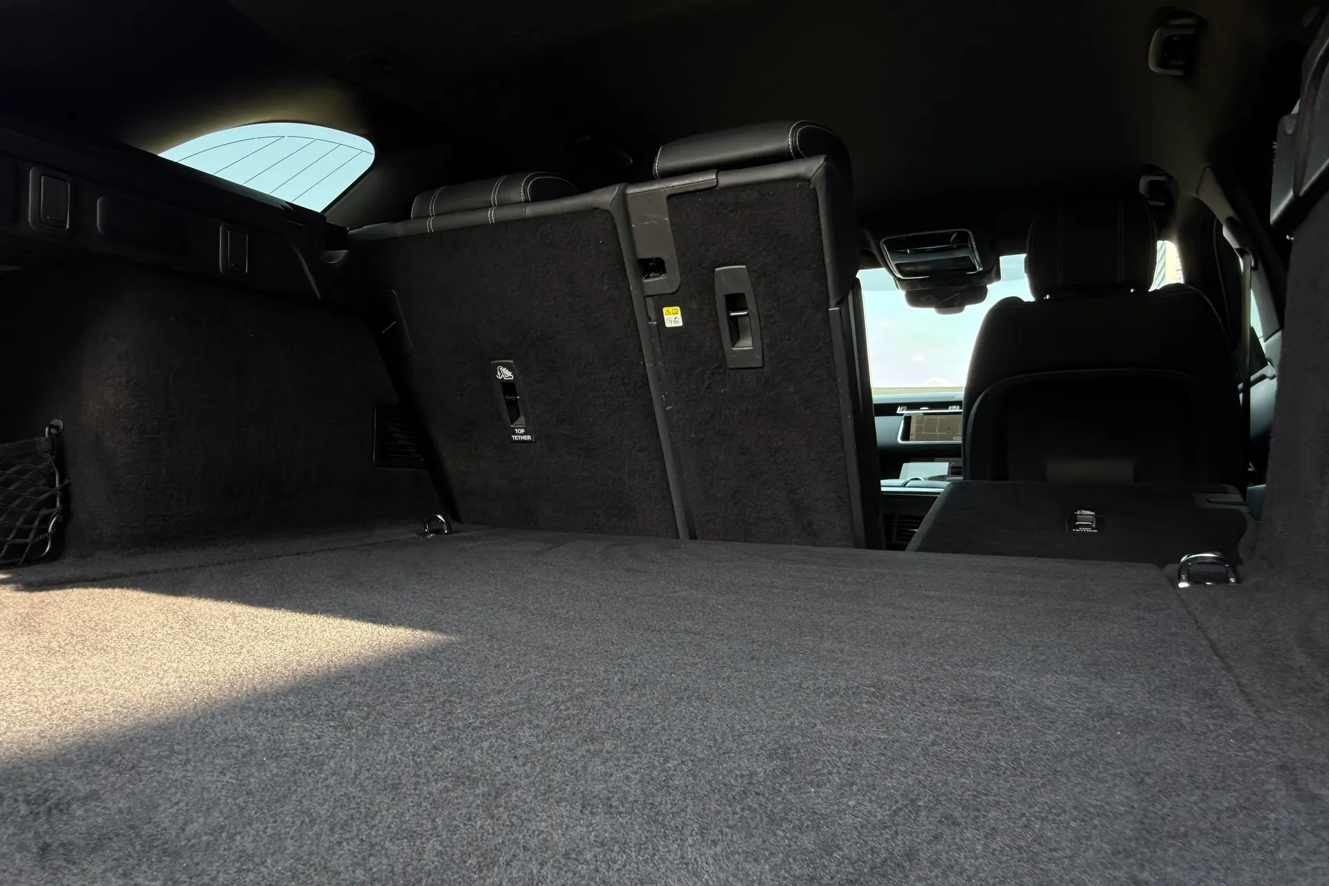 LAND ROVER RANGE ROVER VELAR thumbnail image number 26