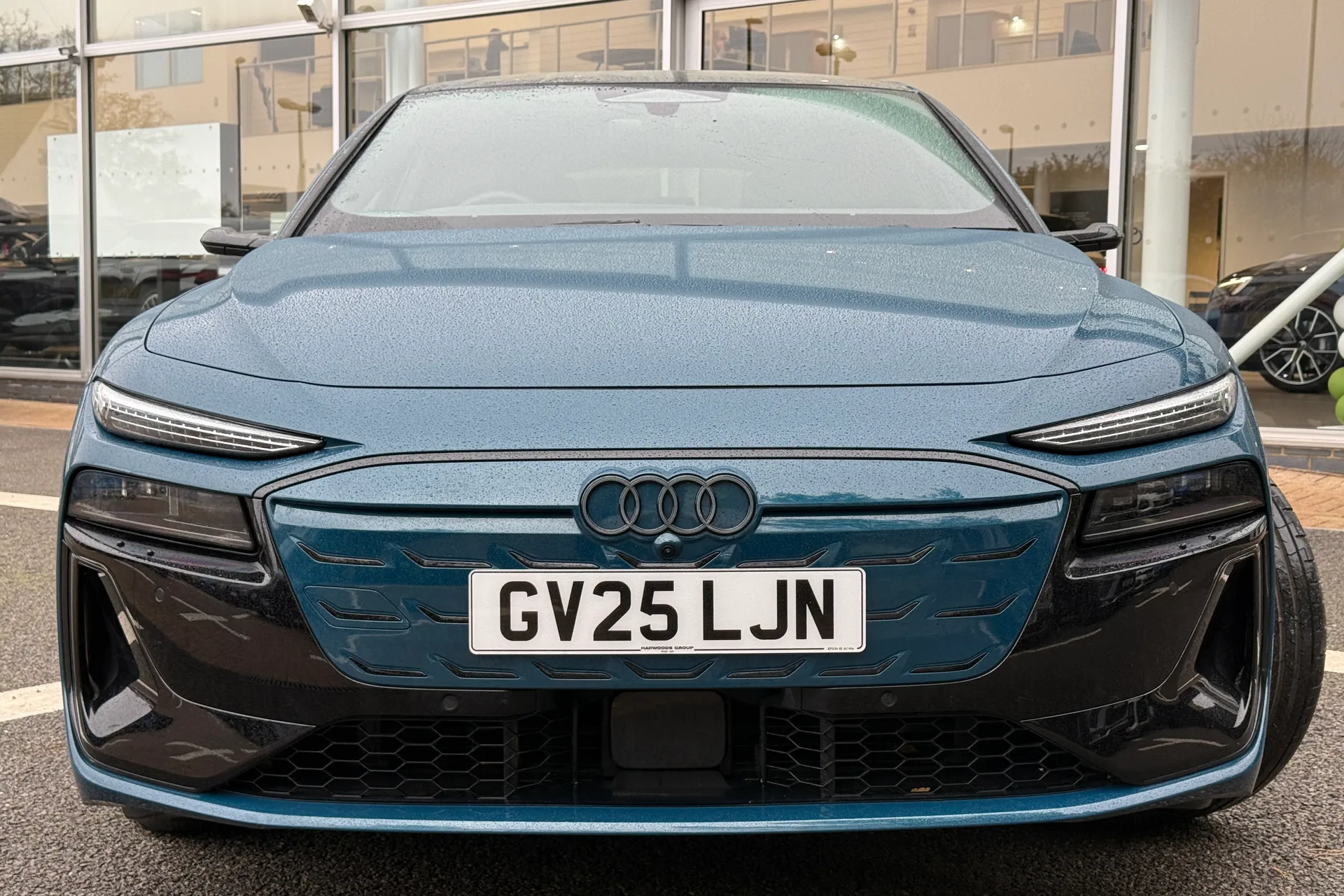 Audi A6 thumbnail image number 24