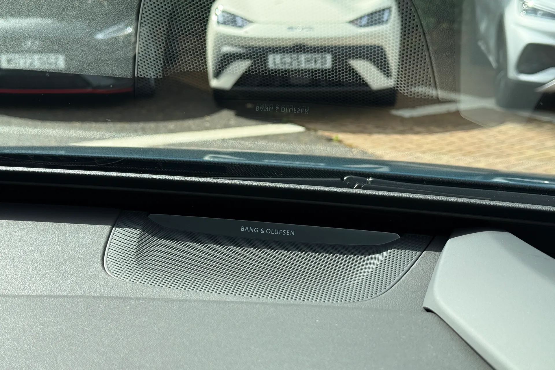 Audi A6 thumbnail image number 15