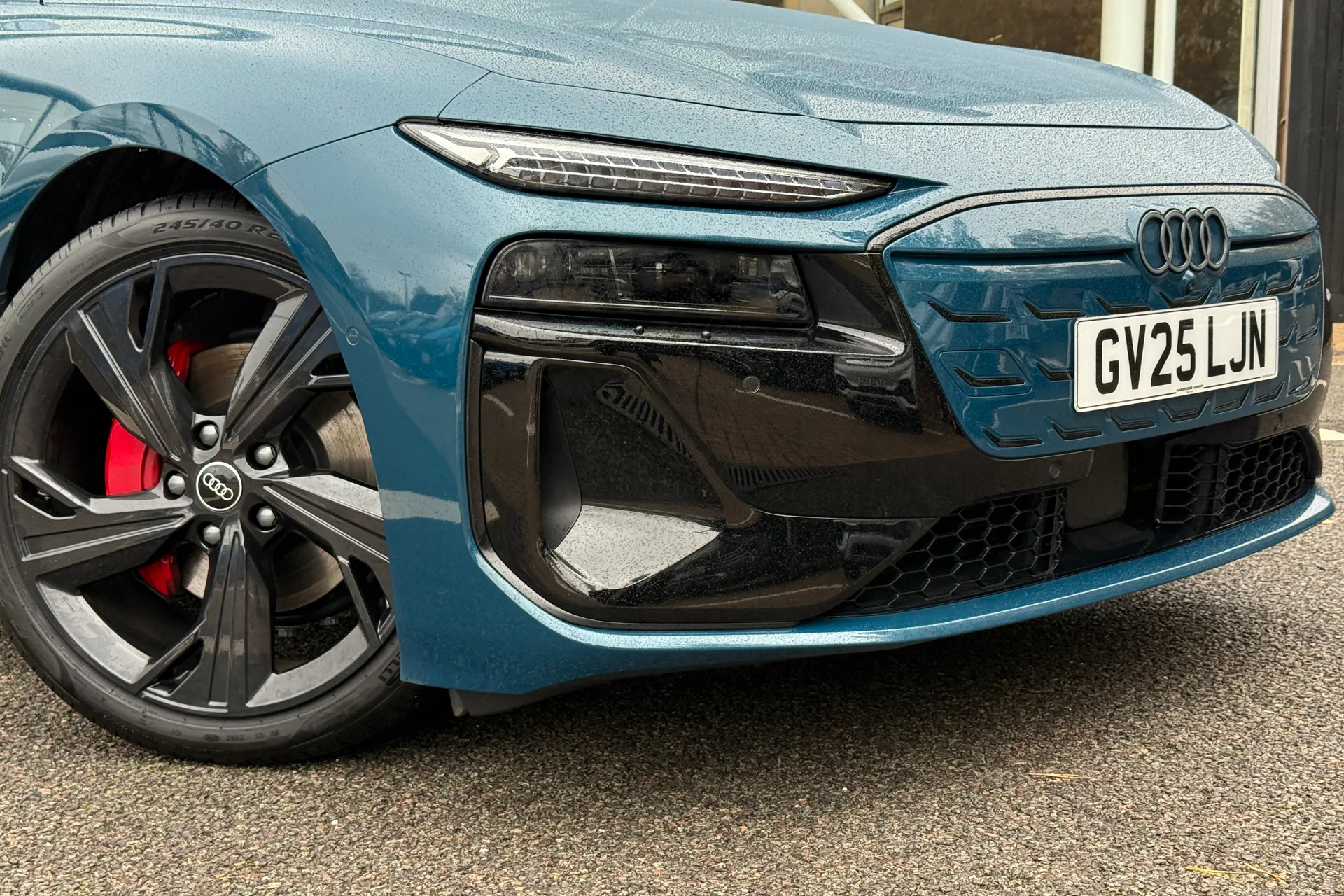 Audi A6 thumbnail image number 23