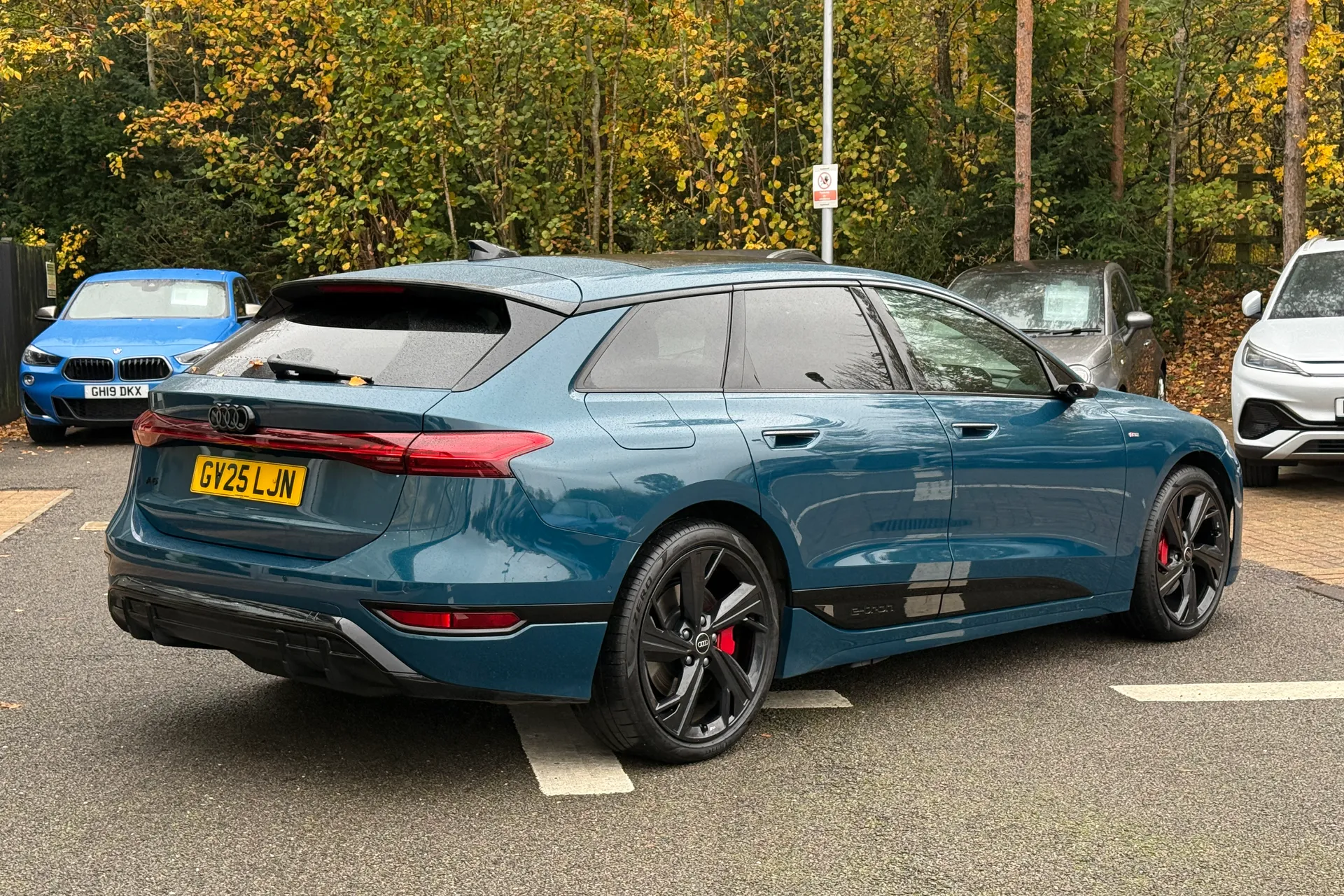 Audi A6 thumbnail image number 27