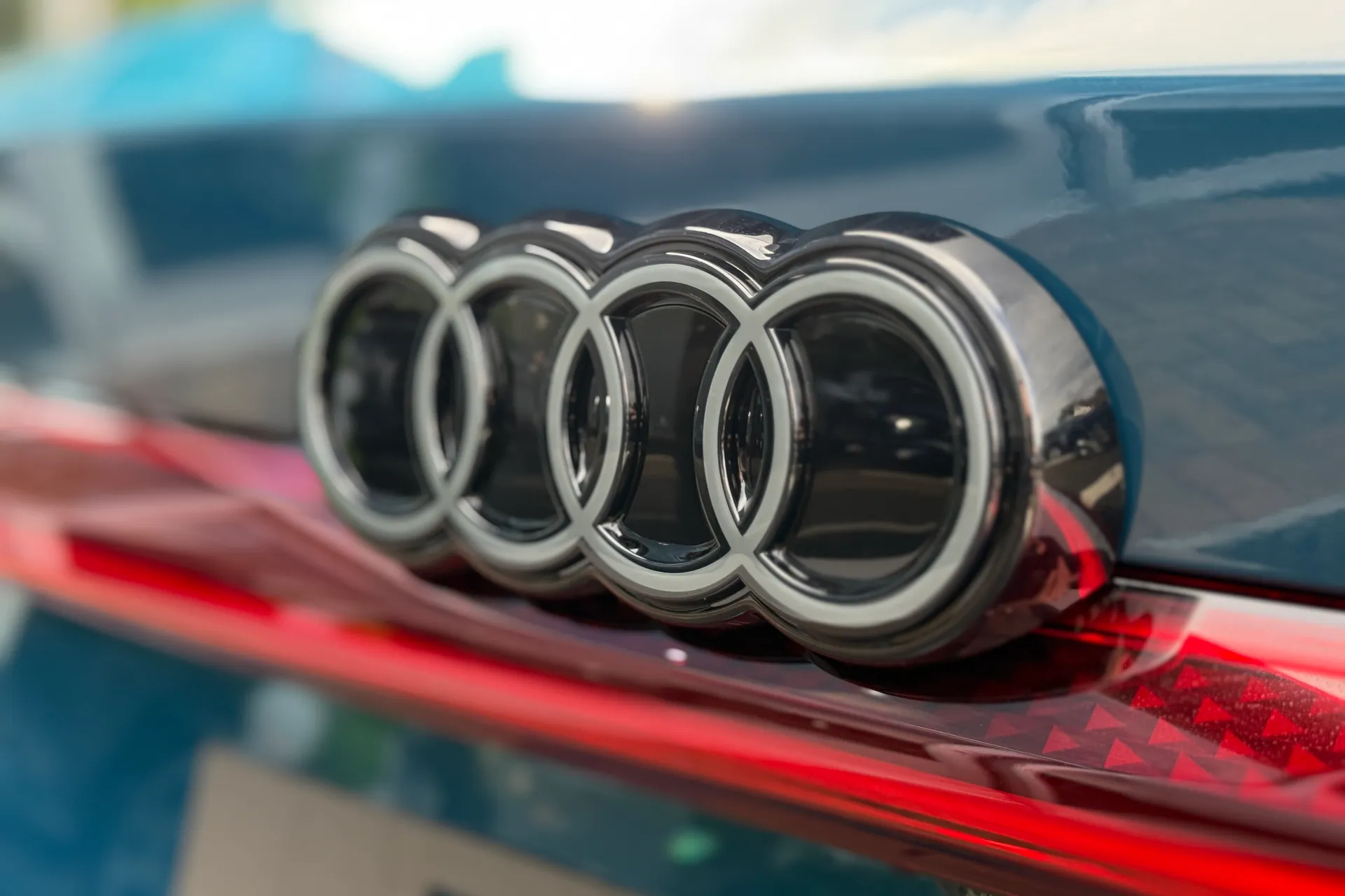 Audi A6 thumbnail image number 36