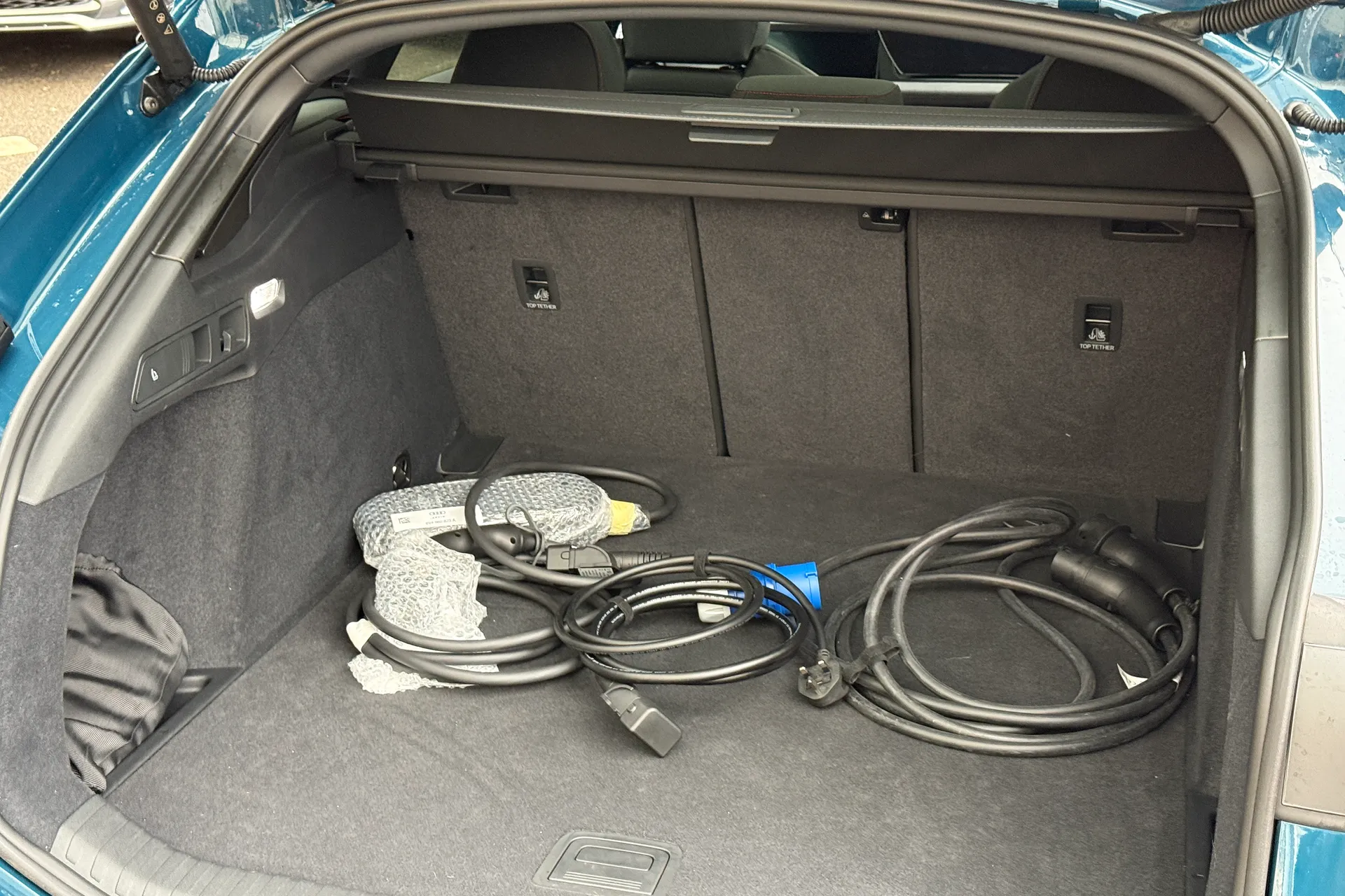 Audi A6 thumbnail image number 6