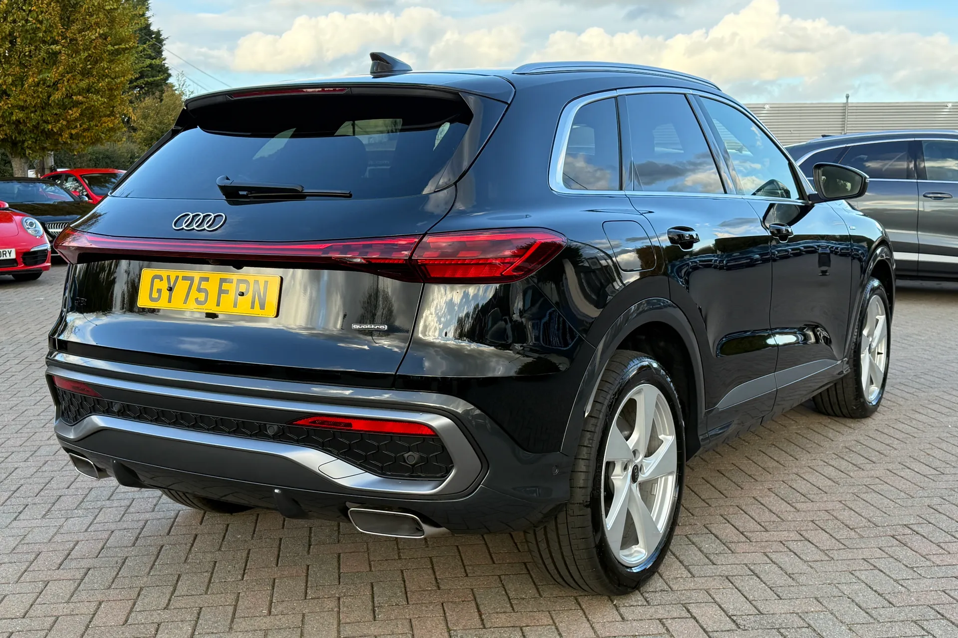 Audi Q5 thumbnail image number 24