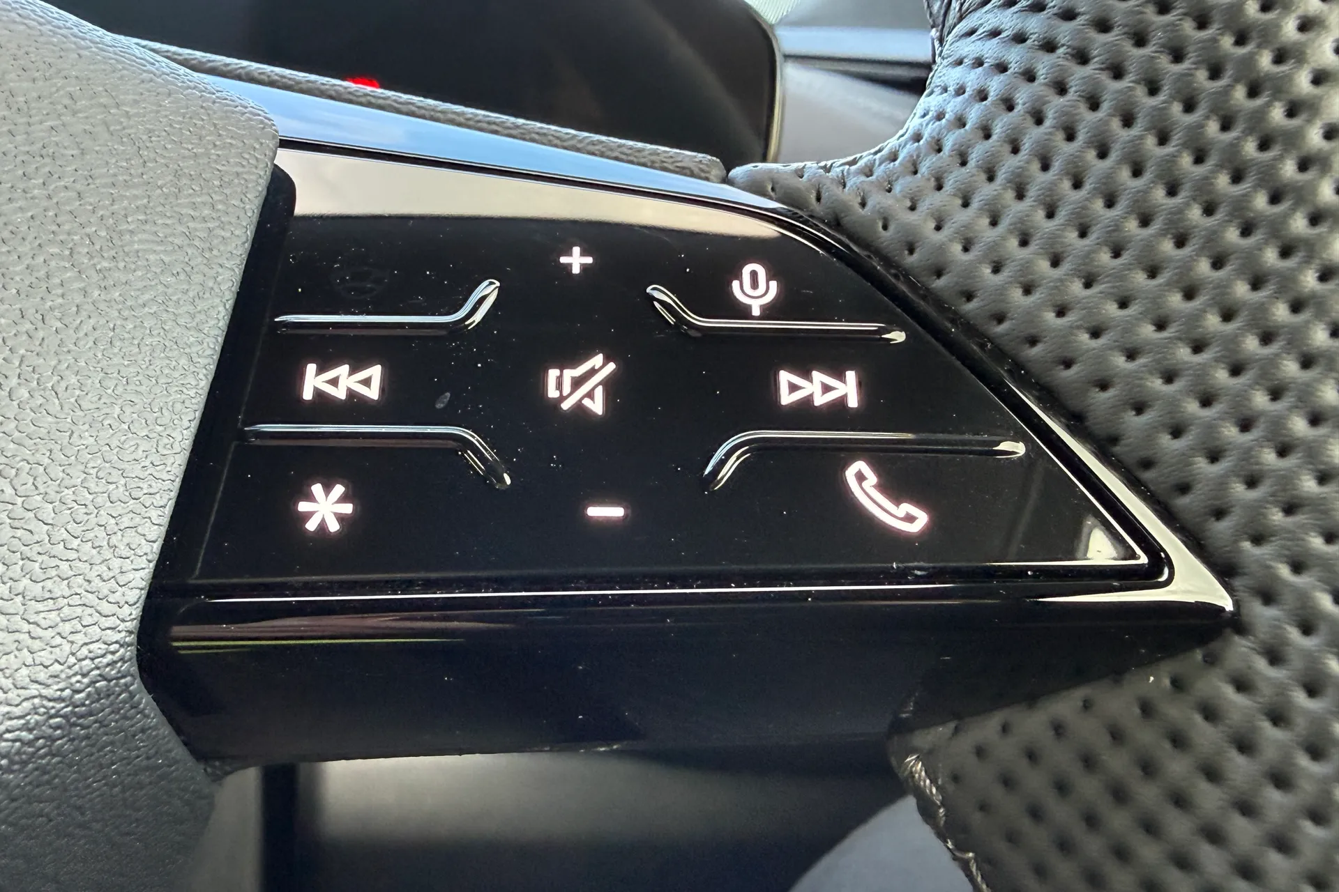 Audi Q5 thumbnail image number 15