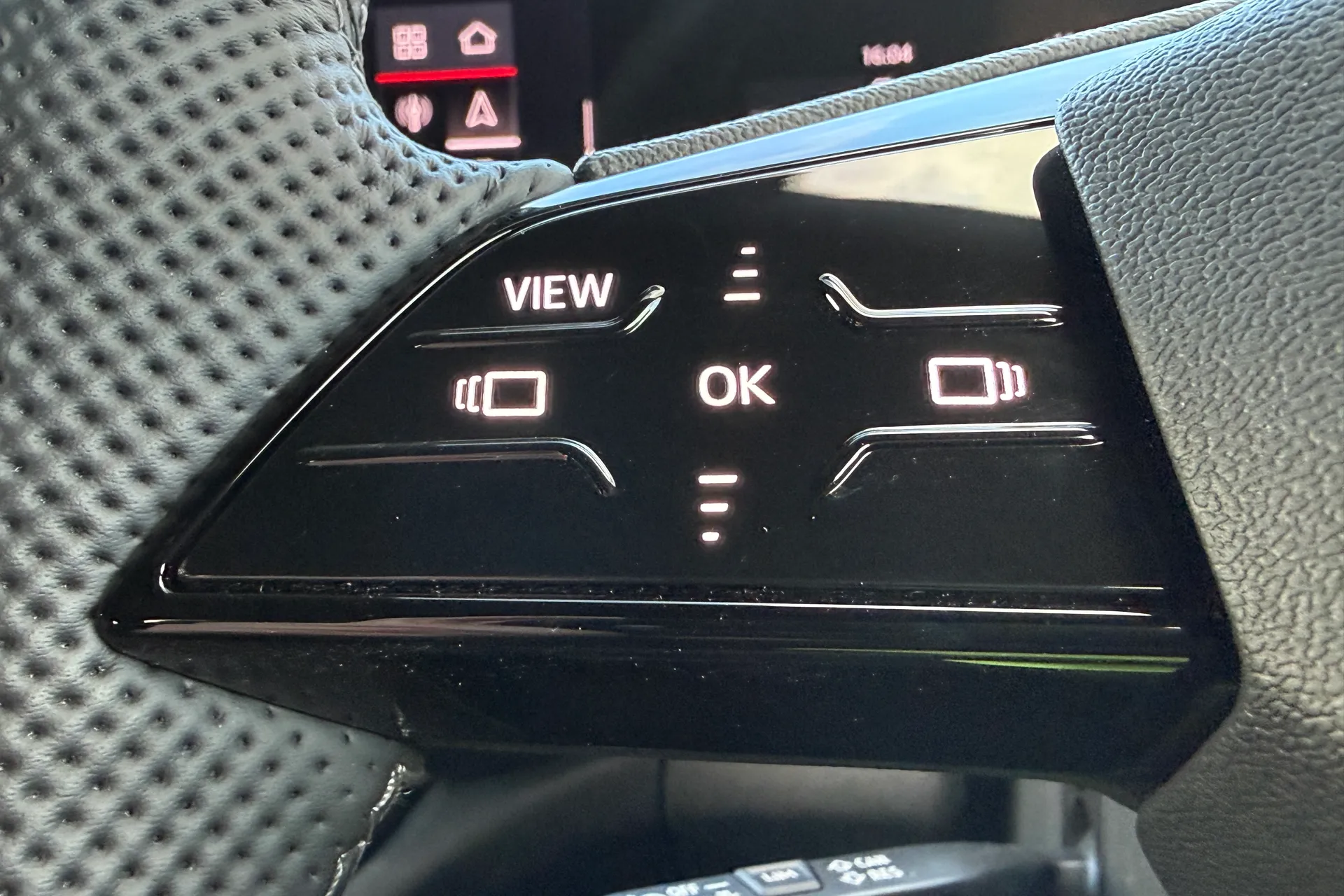 Audi Q5 thumbnail image number 14