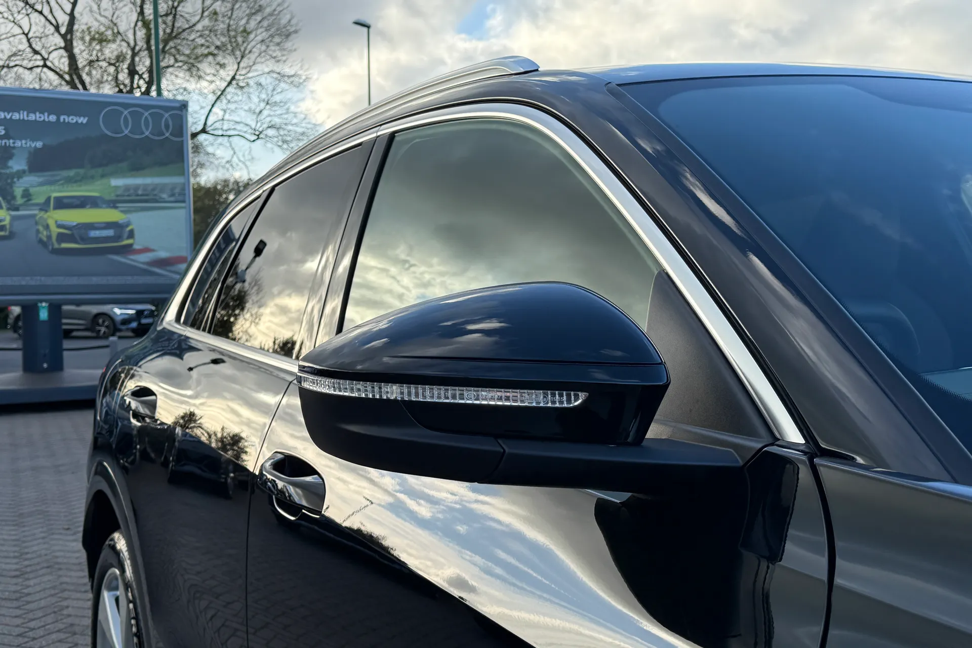 Audi Q5 thumbnail image number 43