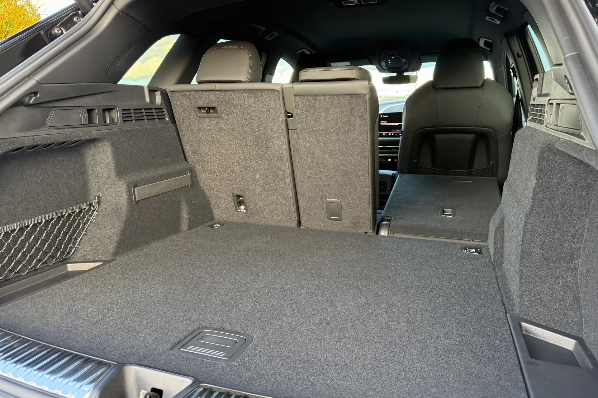 Audi Q5 thumbnail image number 28