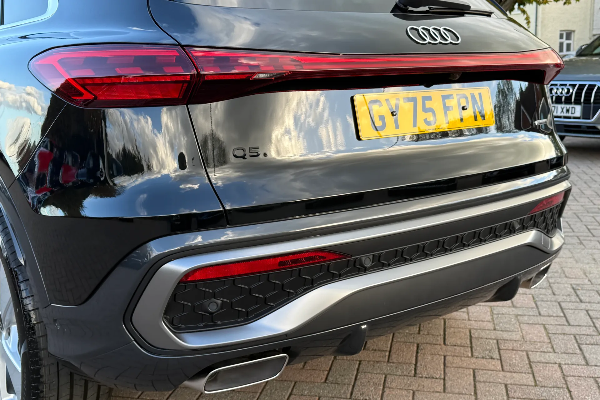 Audi Q5 thumbnail image number 45