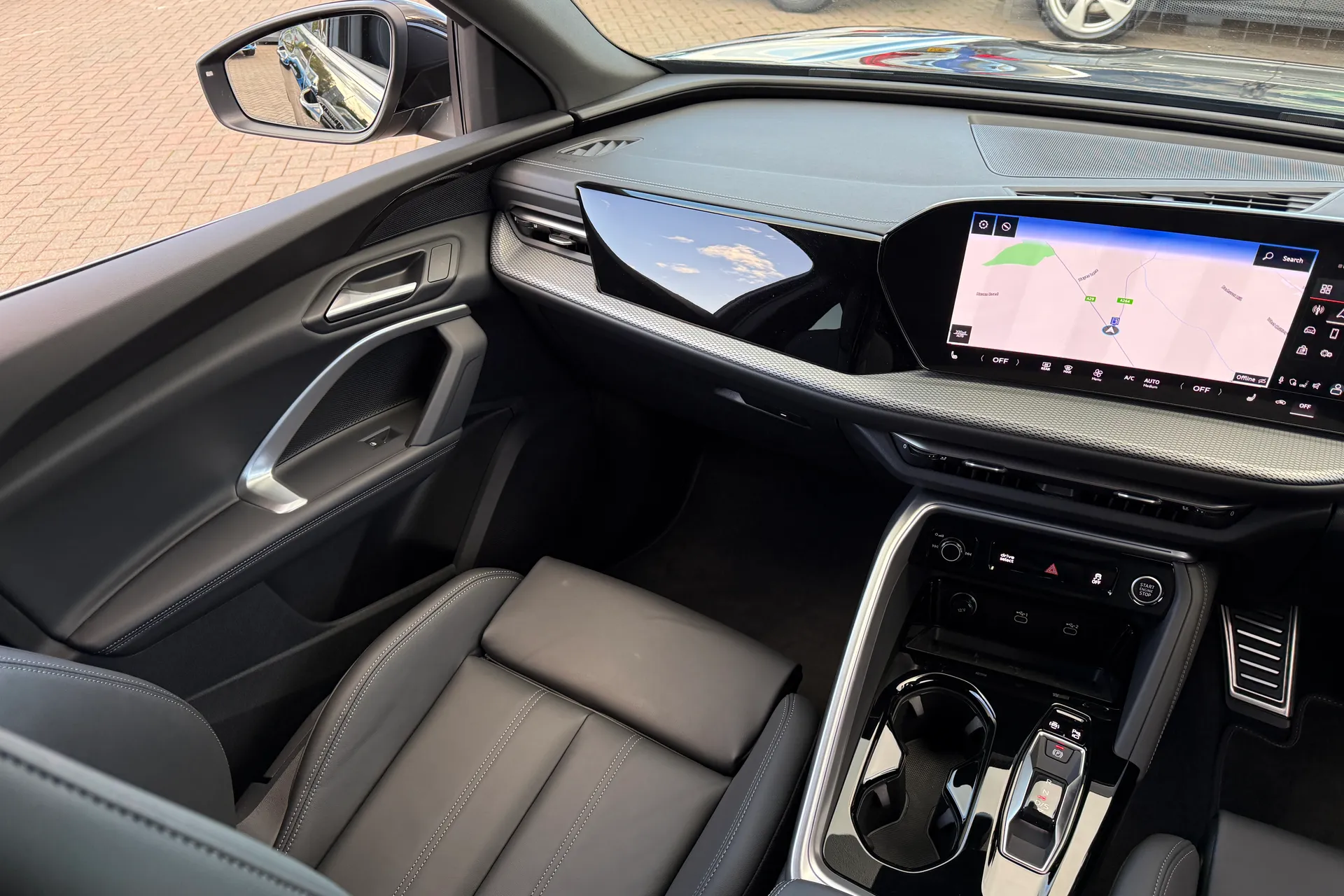 Audi Q5 thumbnail image number 32