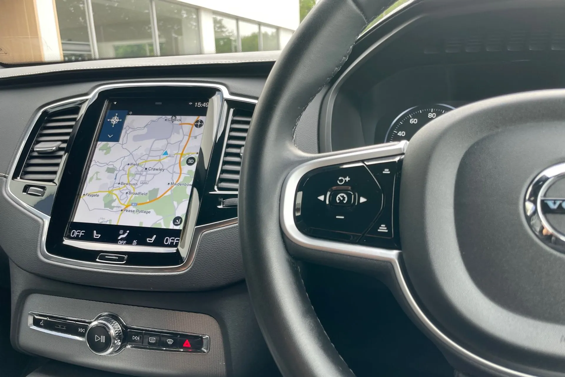 Volvo XC90 thumbnail image number 37