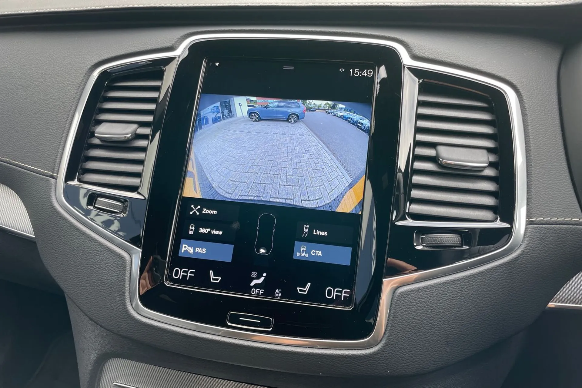 Volvo XC90 thumbnail image number 40