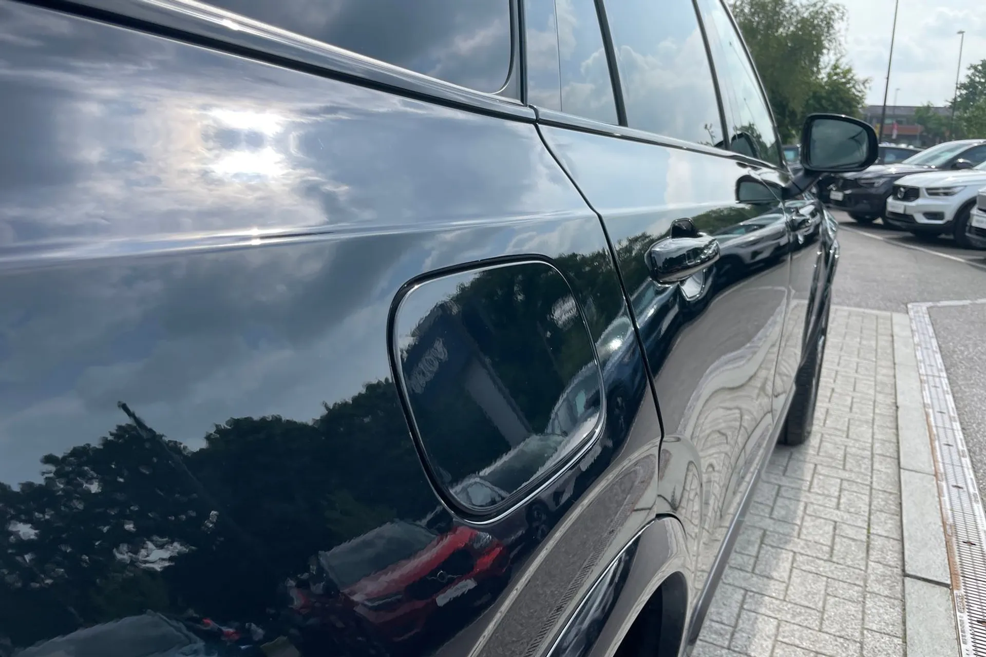 Volvo XC90 thumbnail image number 20