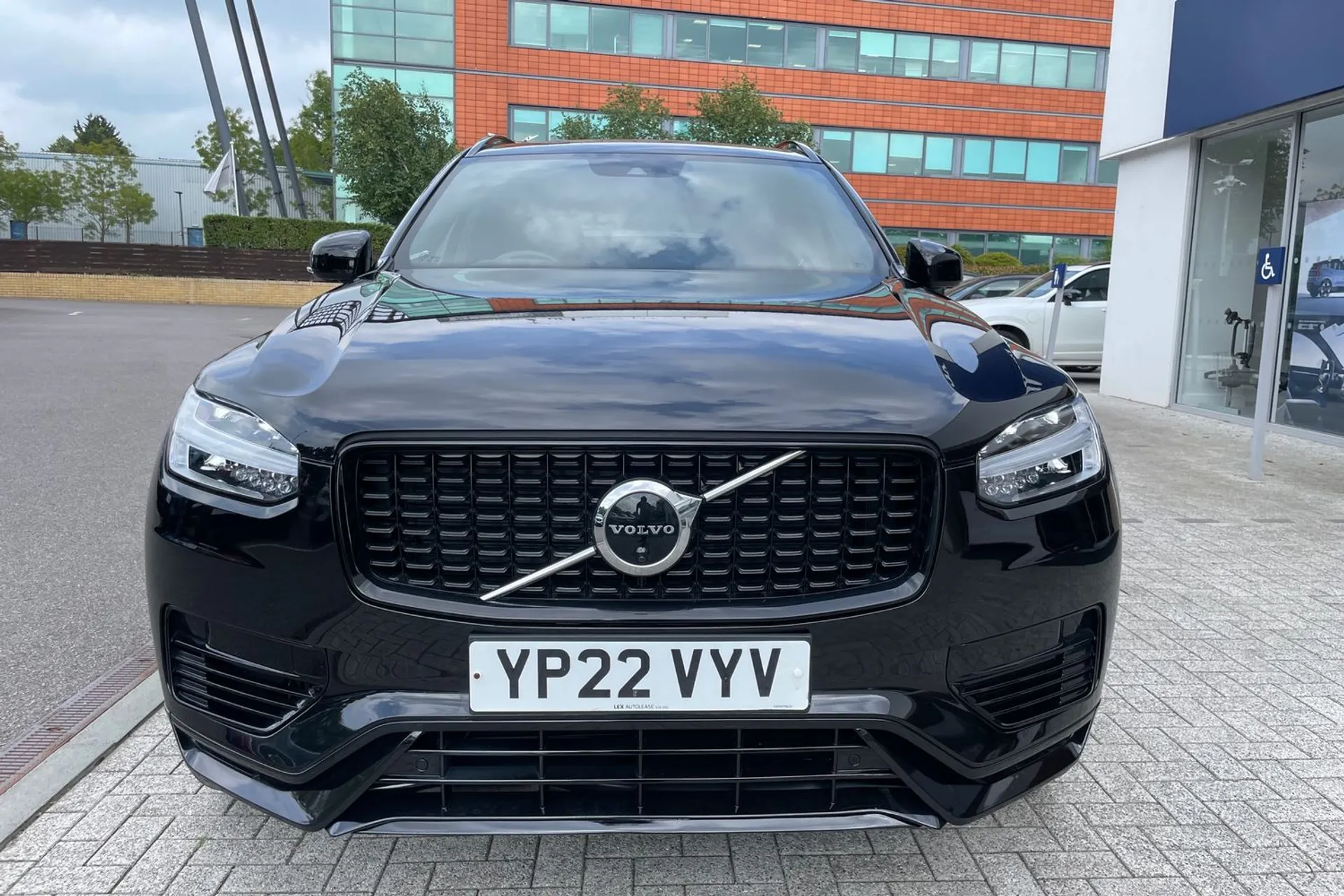 Volvo XC90 thumbnail image number 14