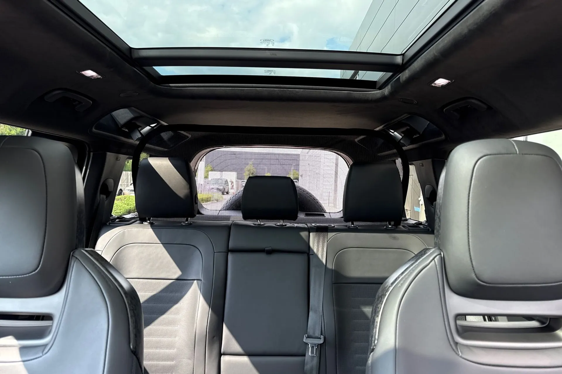 LAND ROVER Defender 110 thumbnail image number 60