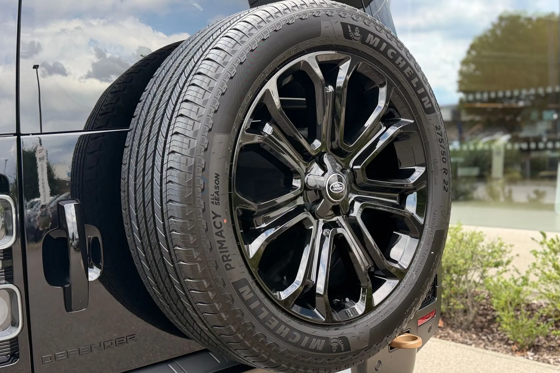 LAND ROVER Defender 110 thumbnail image number 43