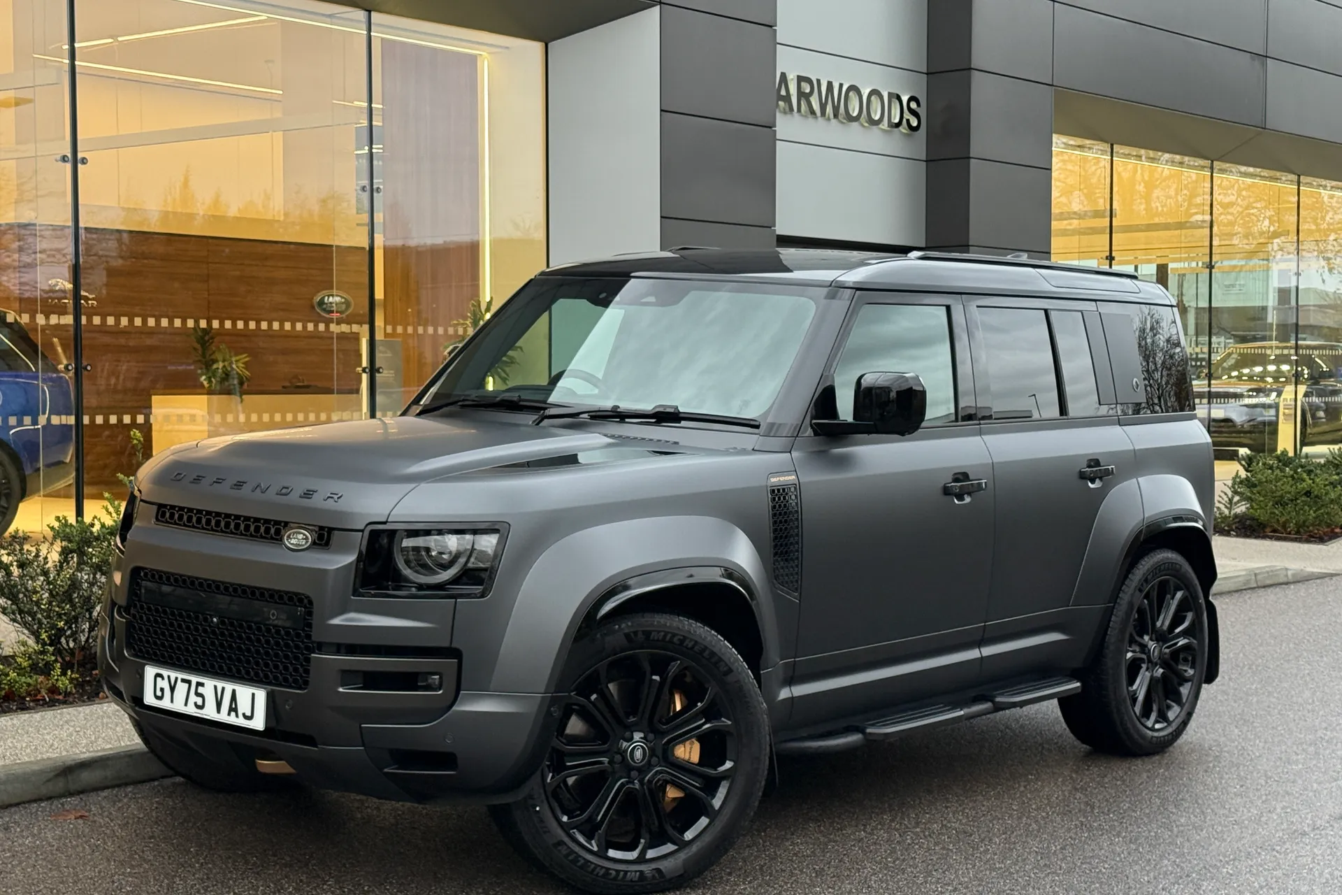 LAND ROVER Defender 110 thumbnail image number 44