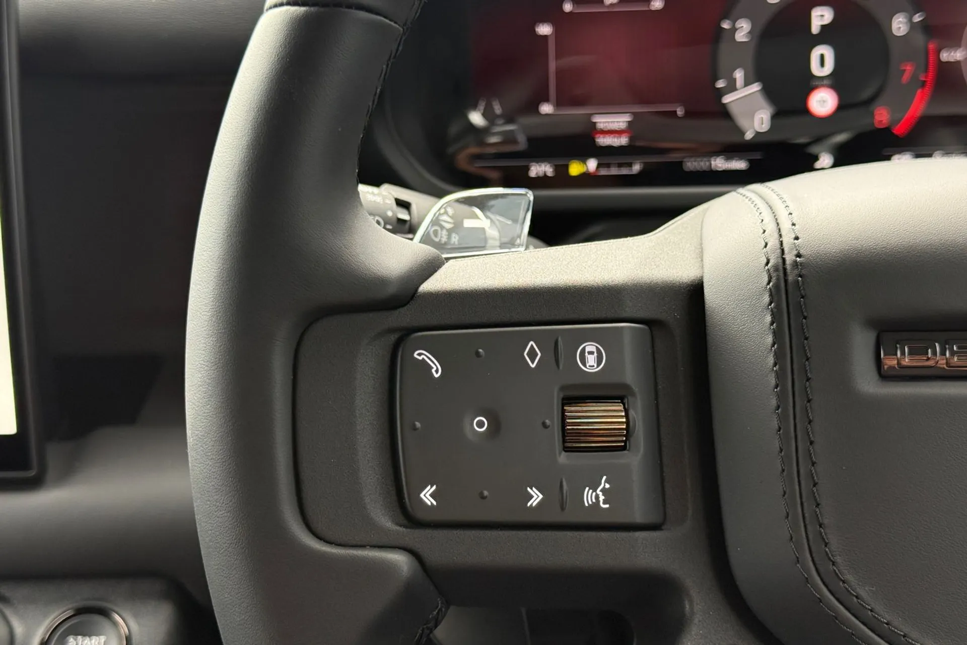 LAND ROVER Defender 110 thumbnail image number 90