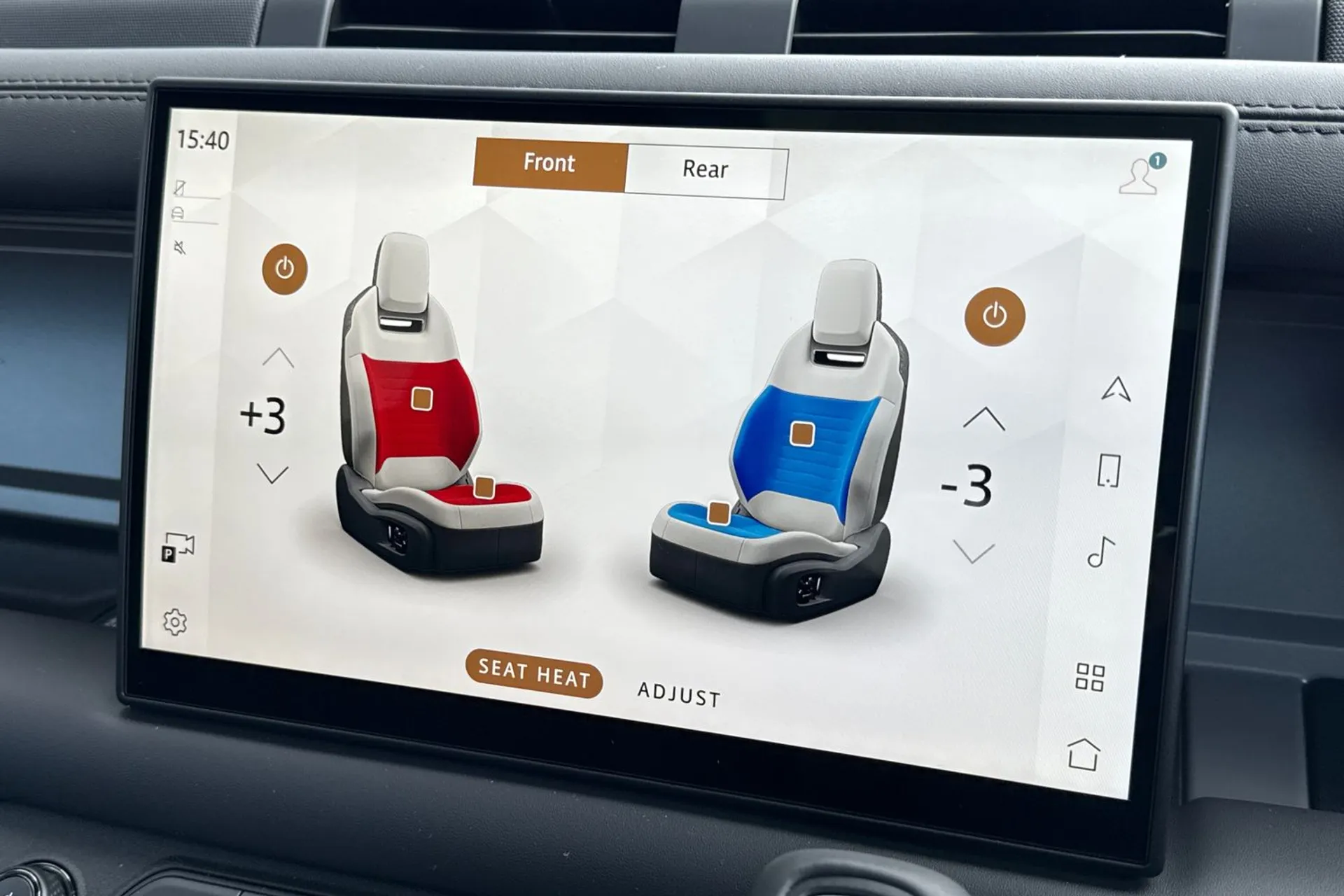 LAND ROVER Defender 110 thumbnail image number 64